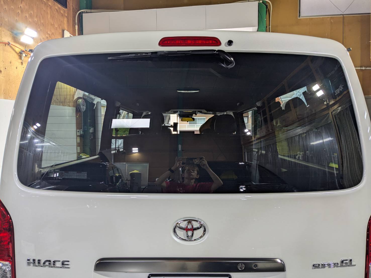 トヨタ ハイエース 施工写真 (9)