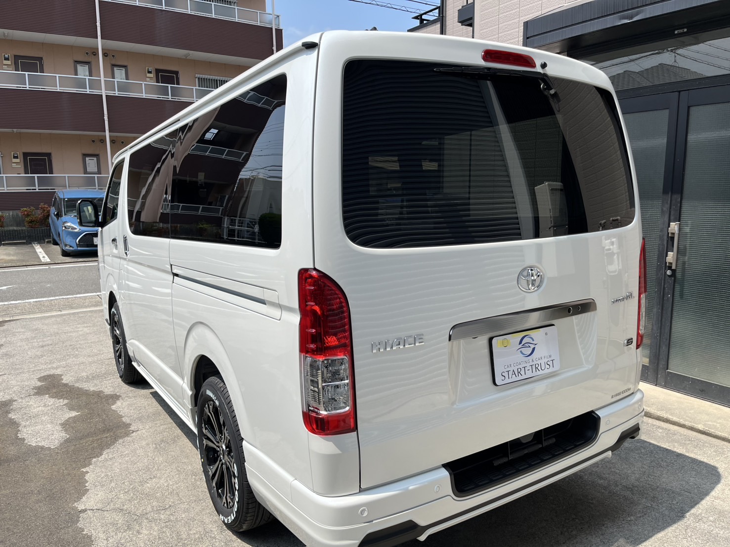 トヨタ ハイエース 施工写真 (2)