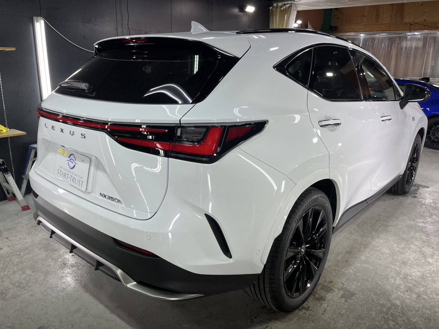 レクサス NX350h 施工写真 (2)