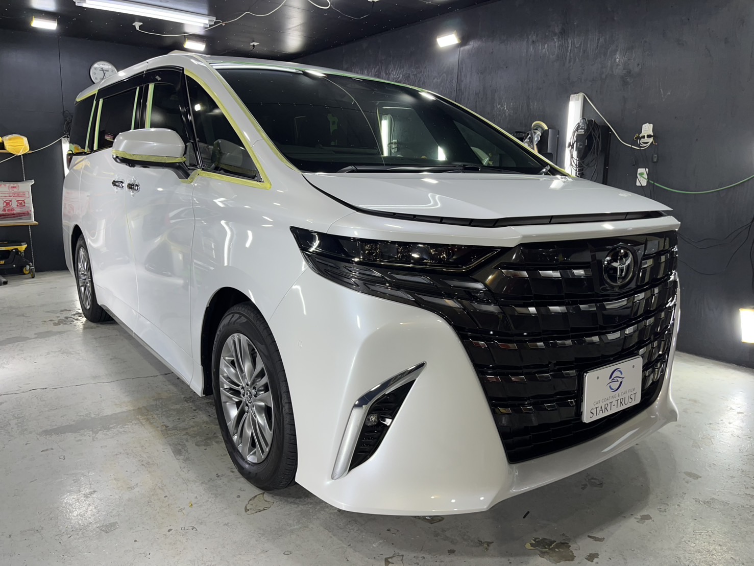 トヨタ アルファード 施工写真 (1)