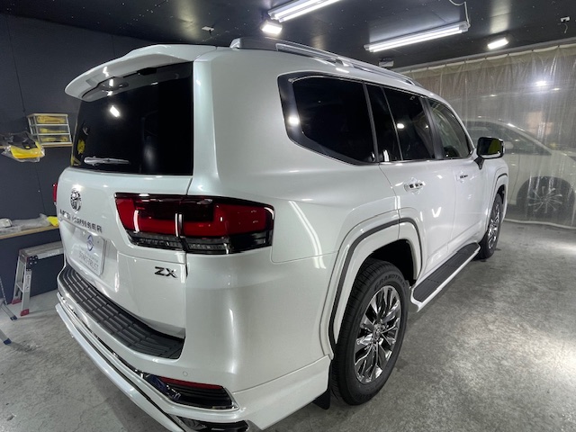 トヨタ ランドクルーザー300 施工写真 (6)