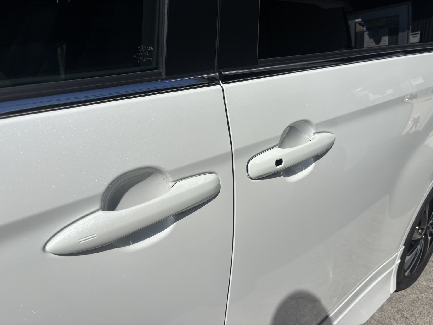 トヨタ VOXY 施工写真 (5)