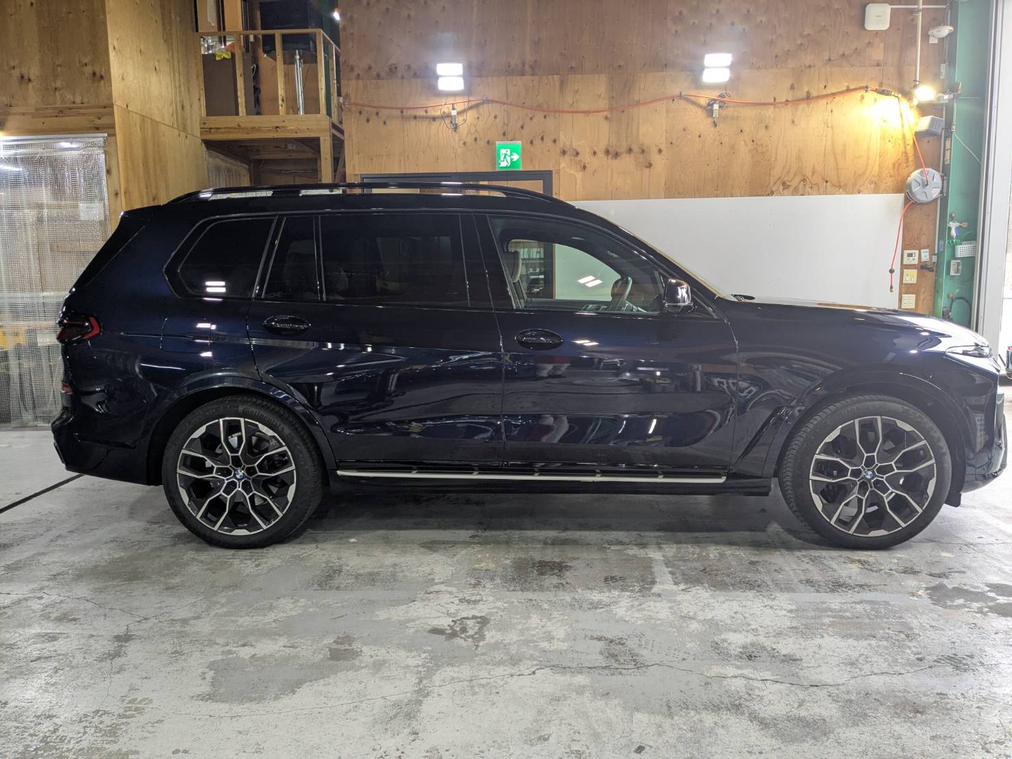 BMW X7 施工写真 (9)