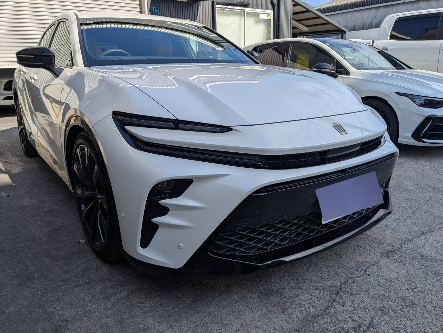 トヨタ クラウンスポーツ 施工写真 (1)
