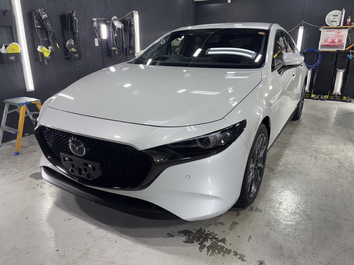 マツダ 3 施工写真 (4)