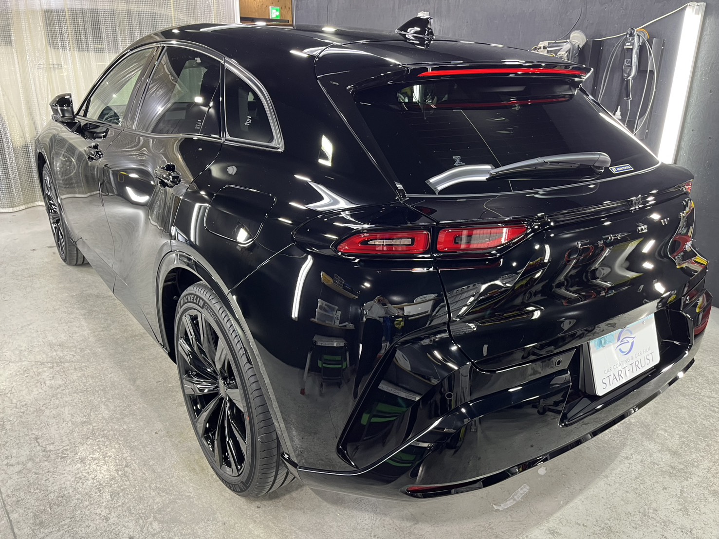 トヨタ クラウンスポーツ 施工写真 (6)