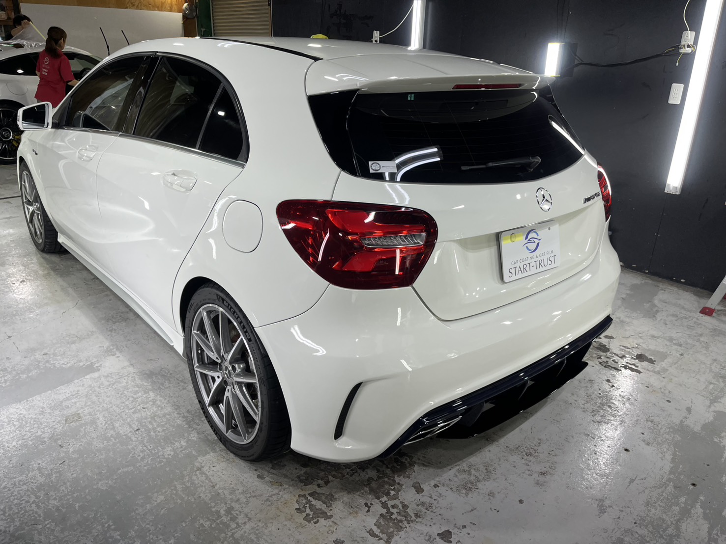 AMG A4 ガラスコーティング 施工後の仕上がり
