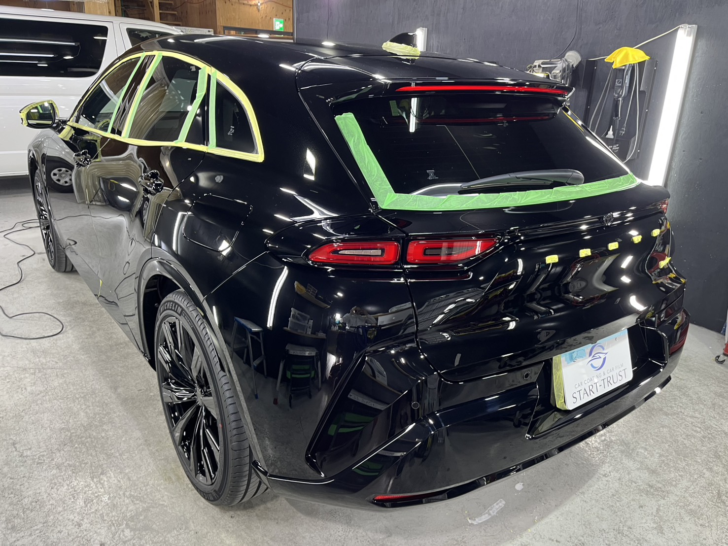 トヨタ クラウンスポーツ 施工写真 (4)