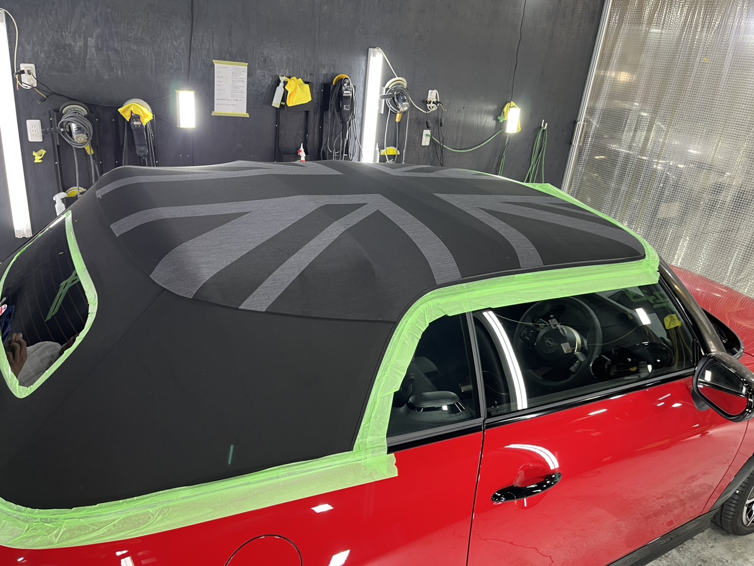 MINI ジョンクーパーワークス 施工写真 (5)