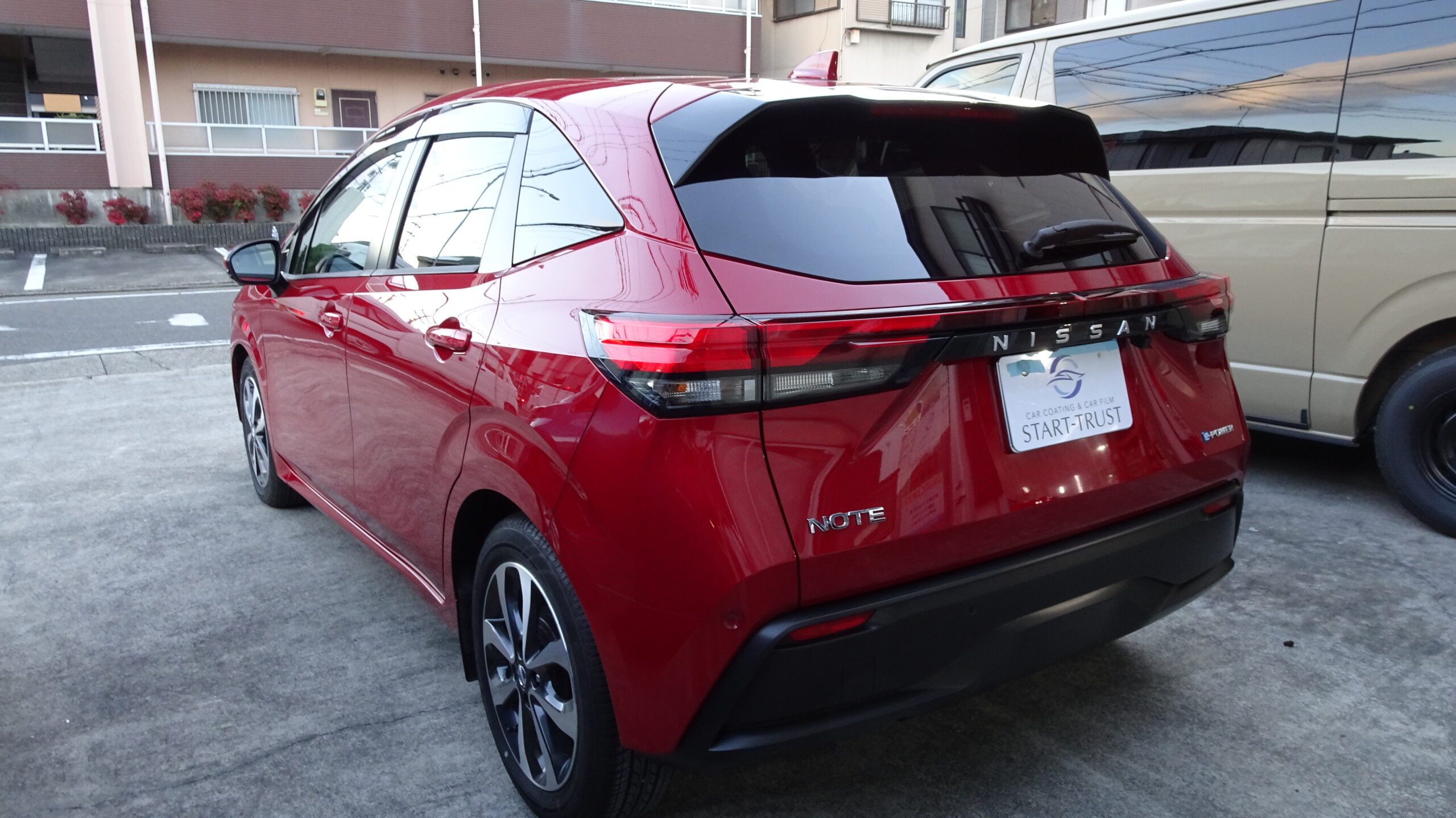 日産 ノート セラミックコーティング 施工後の仕上がり