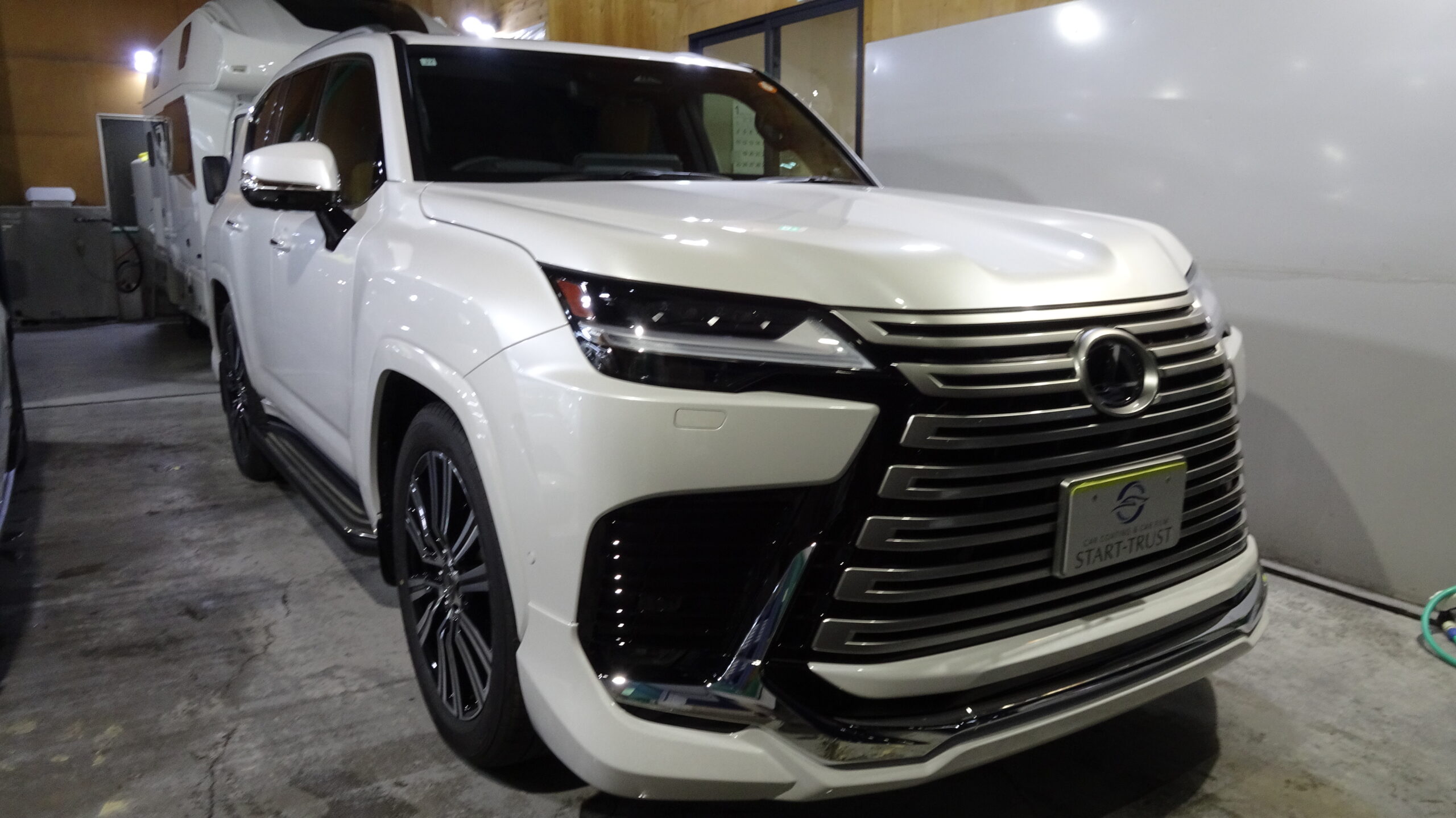 レクサス LX700h 施工写真 (3)