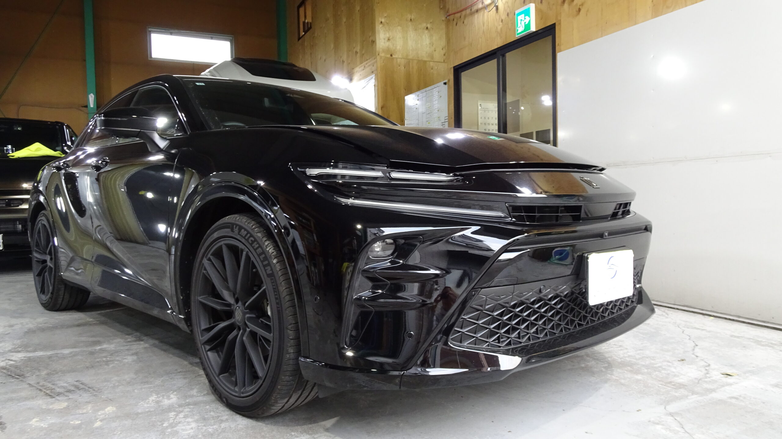 トヨタ クラウンスポーツ 施工写真 (1)