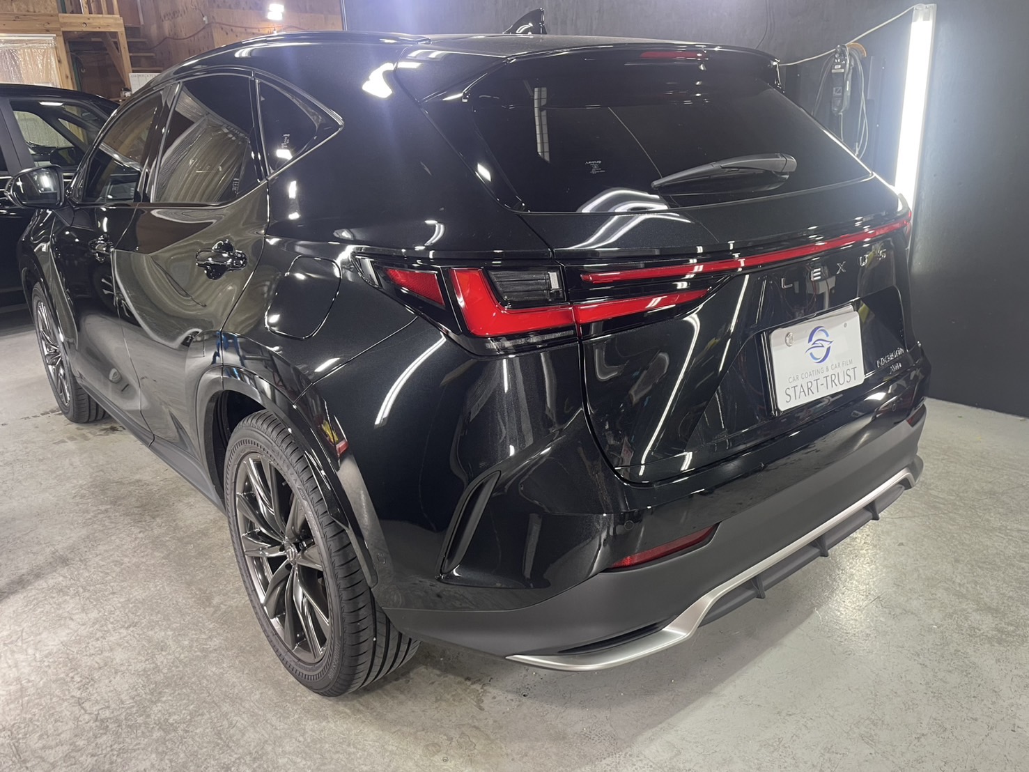 レクサス NX350h 施工写真 (2)