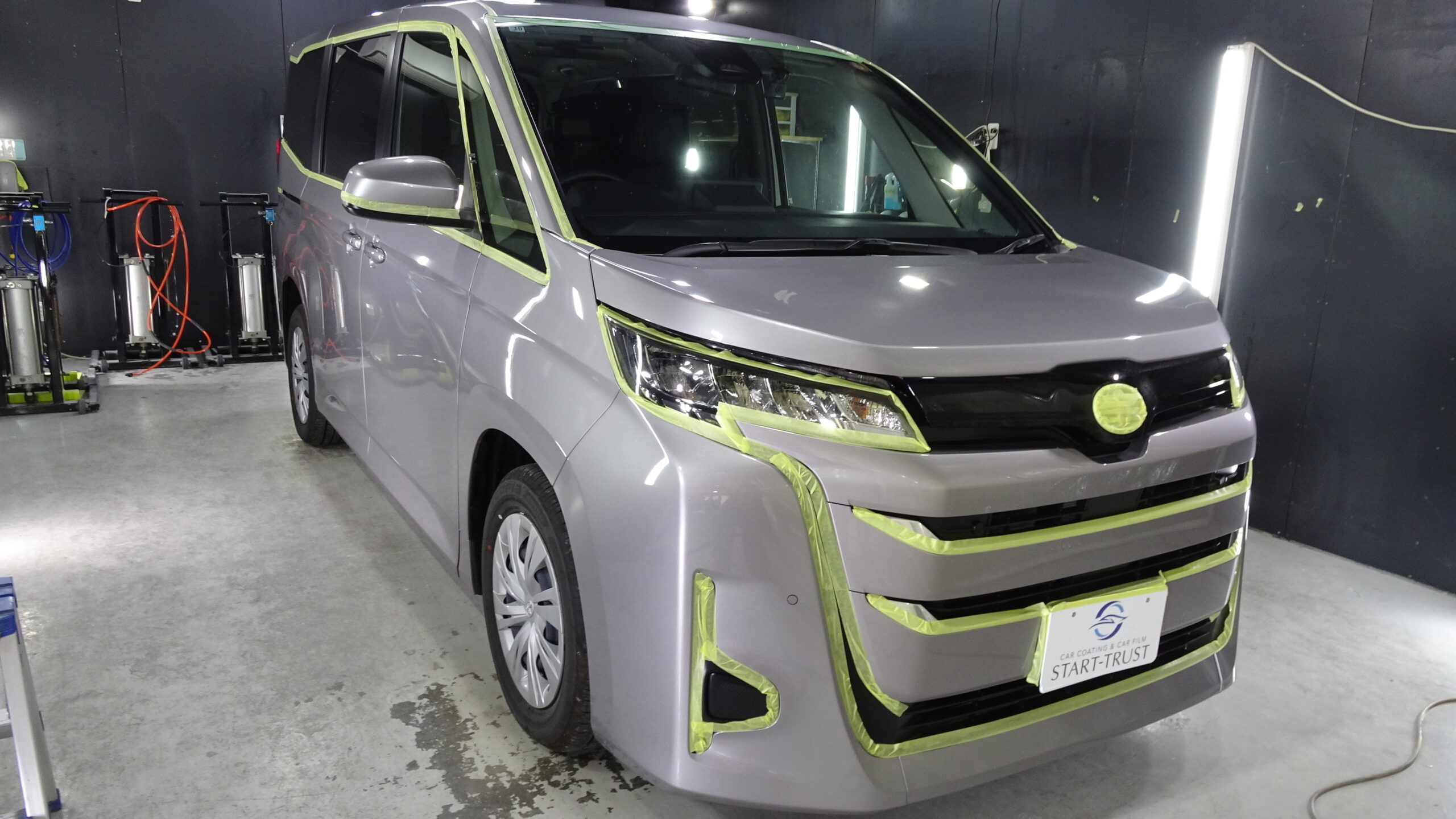トヨタ ノア 施工写真 (3)