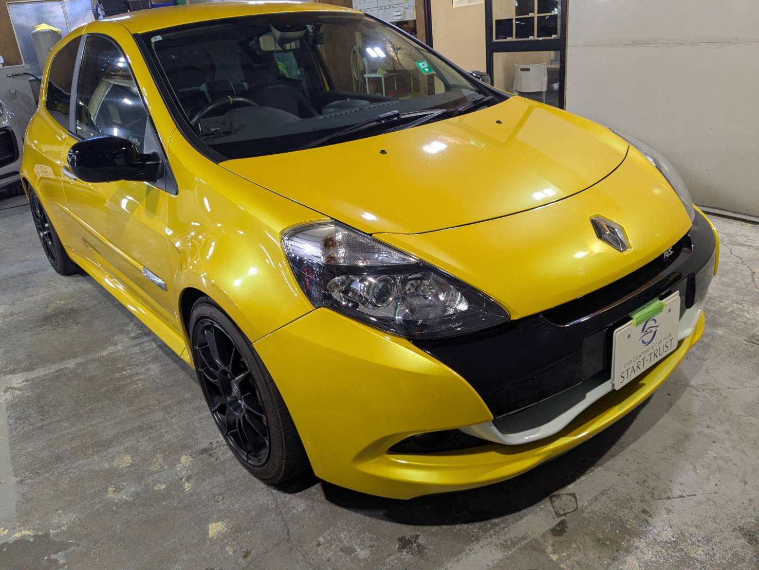 ルノー ルーテシアRS3 施工写真 (5)