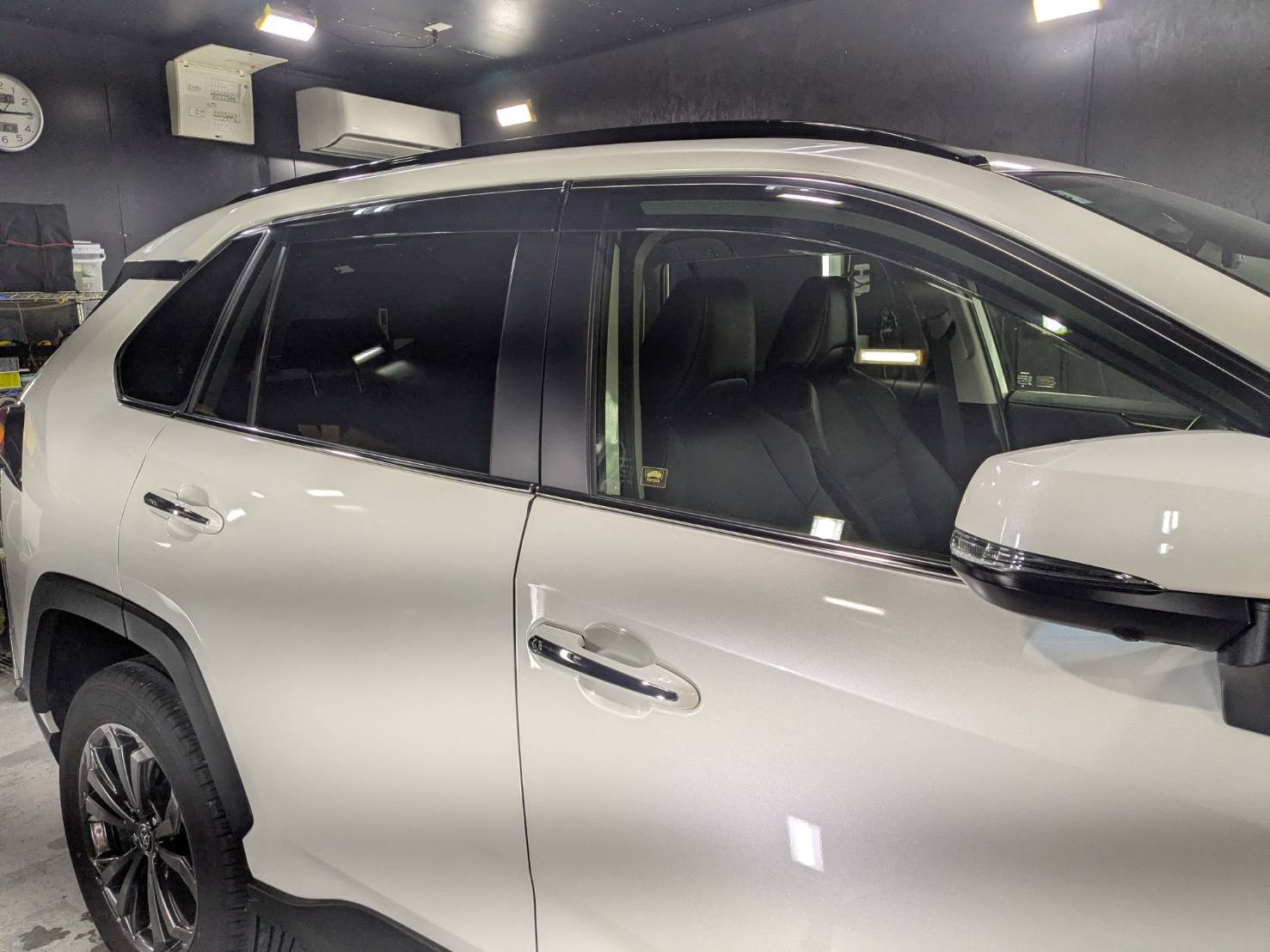 トヨタ RAV4 施工写真 (4)