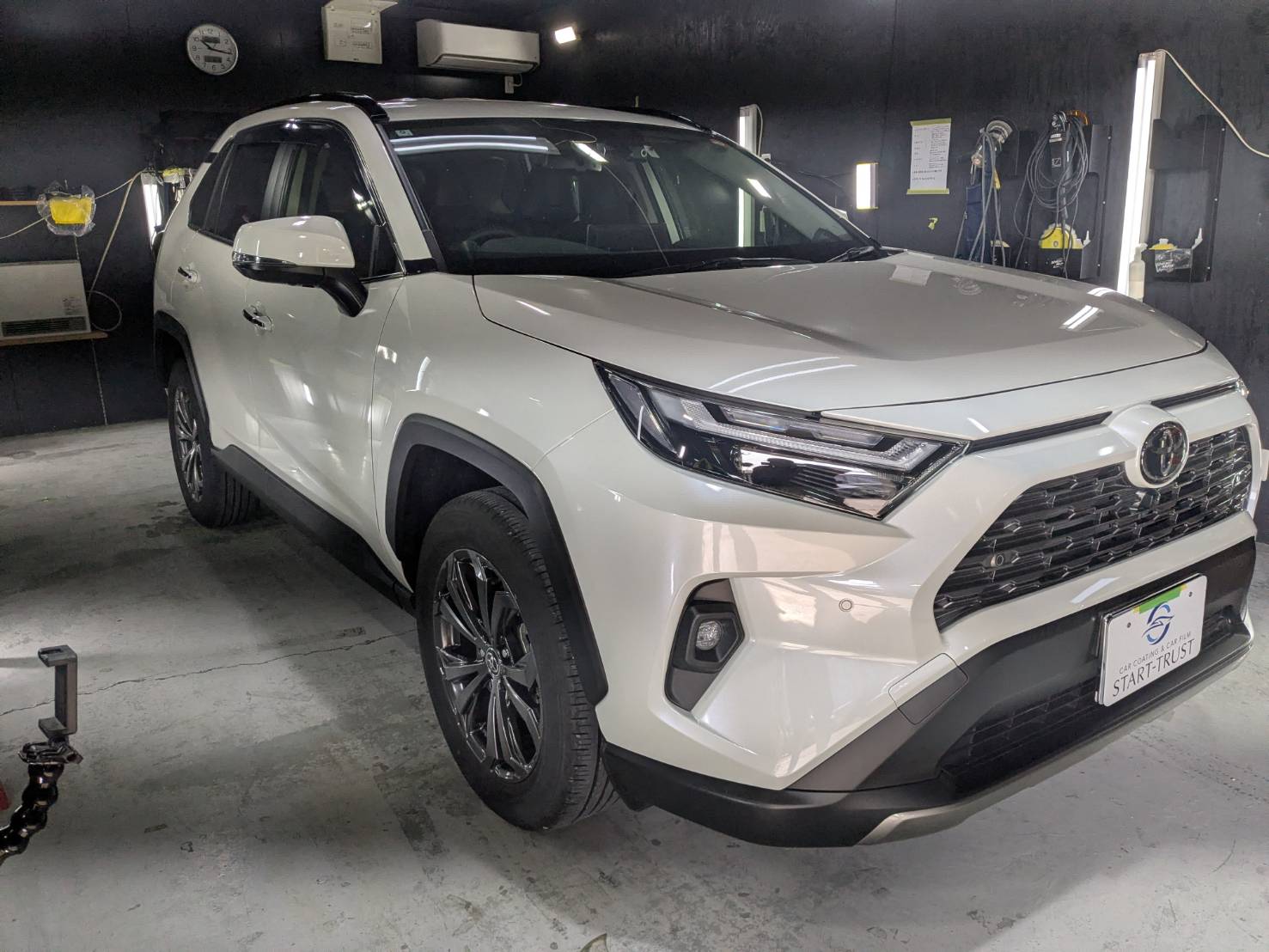 トヨタRAV4 コーティング施工前