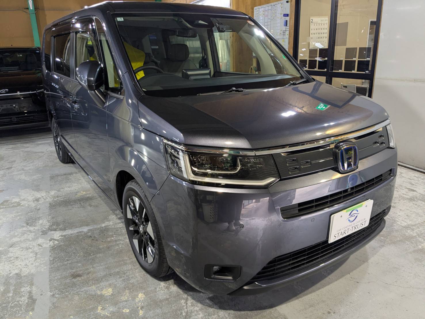 ホンダ ステップワゴン 施工写真 (1)