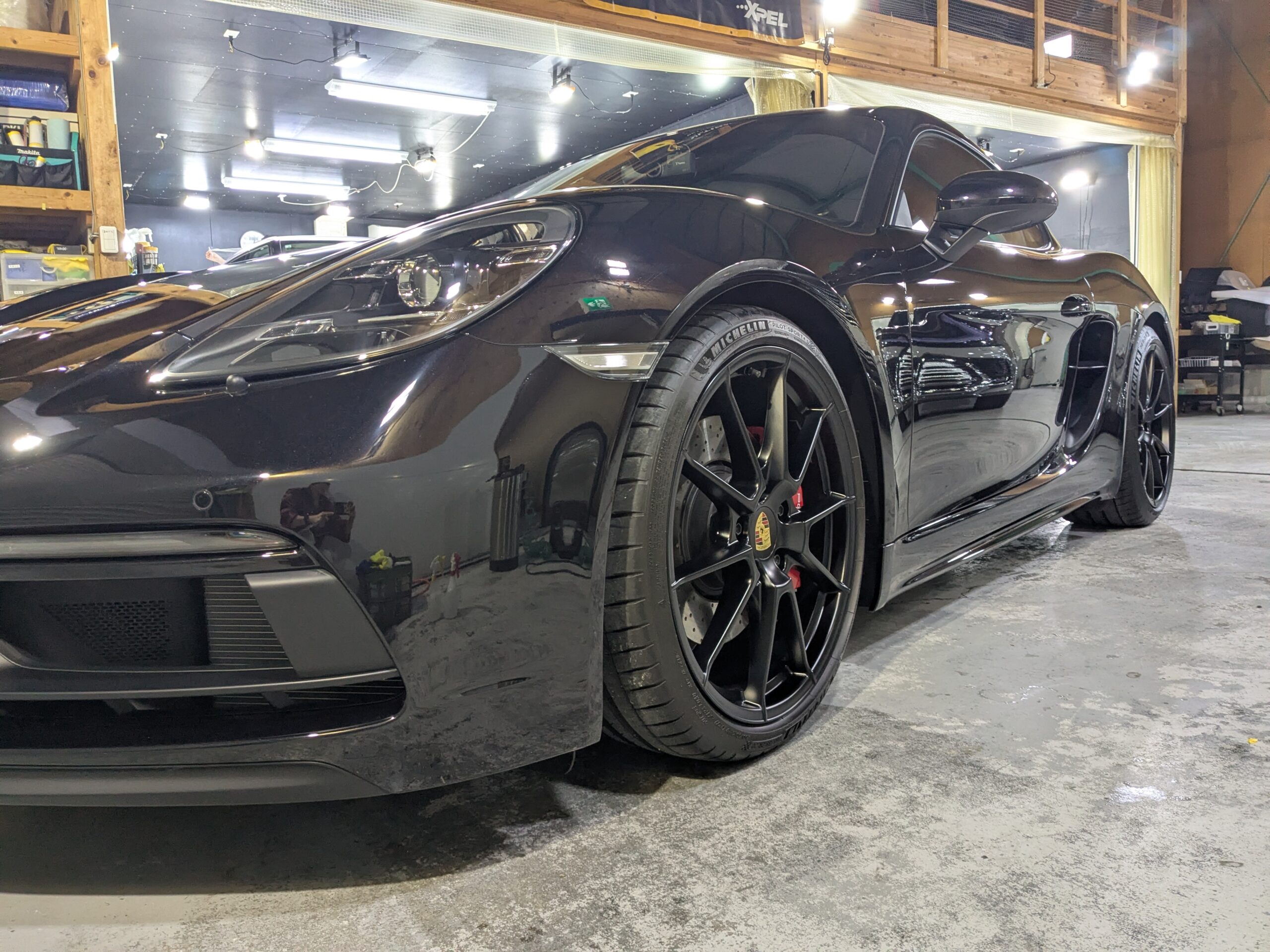 ポルシェ 718ケイマン4.0GTS 施工の様子