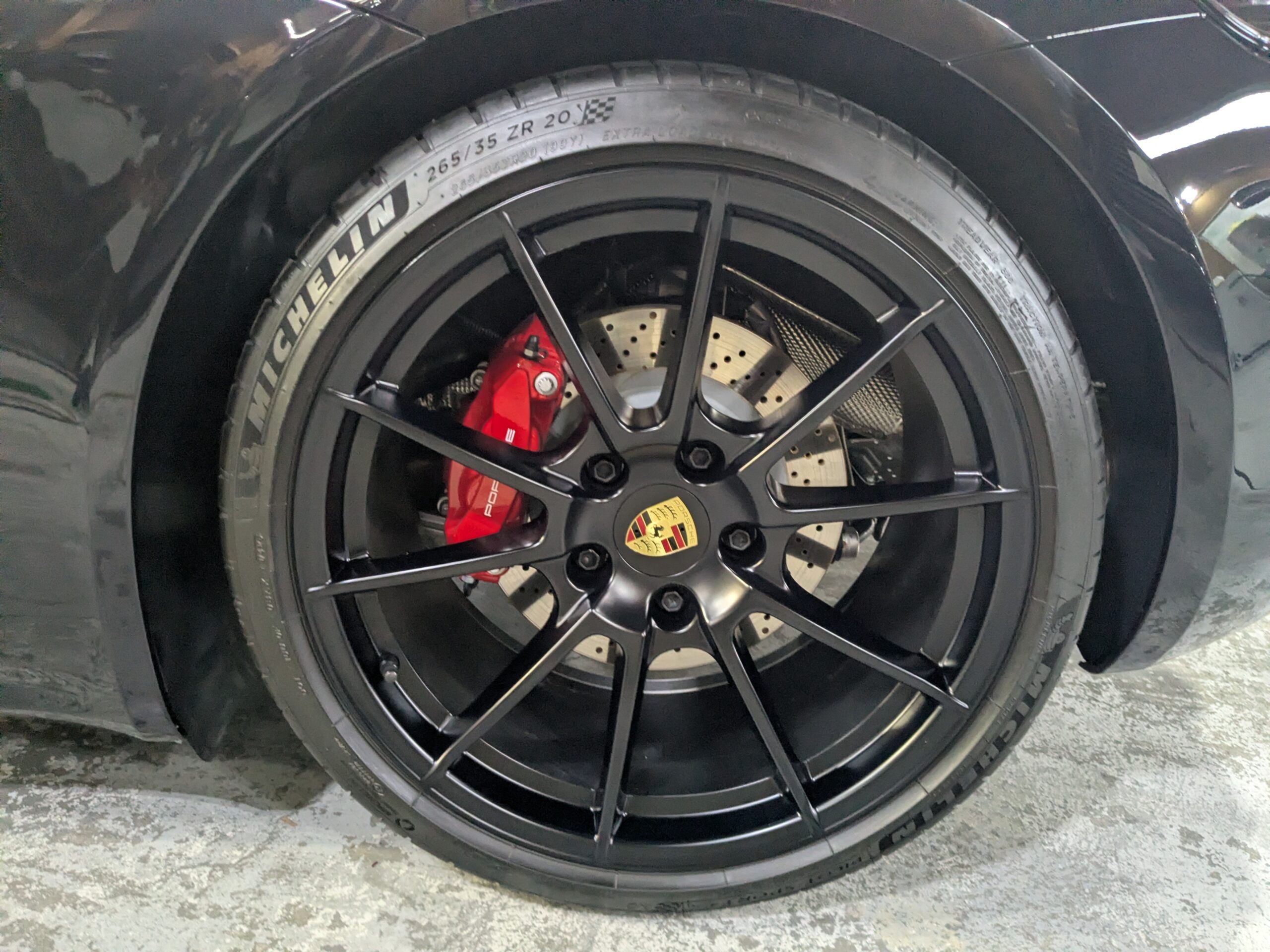 ポルシェ 718ケイマン4.0GTS 施工の様子
