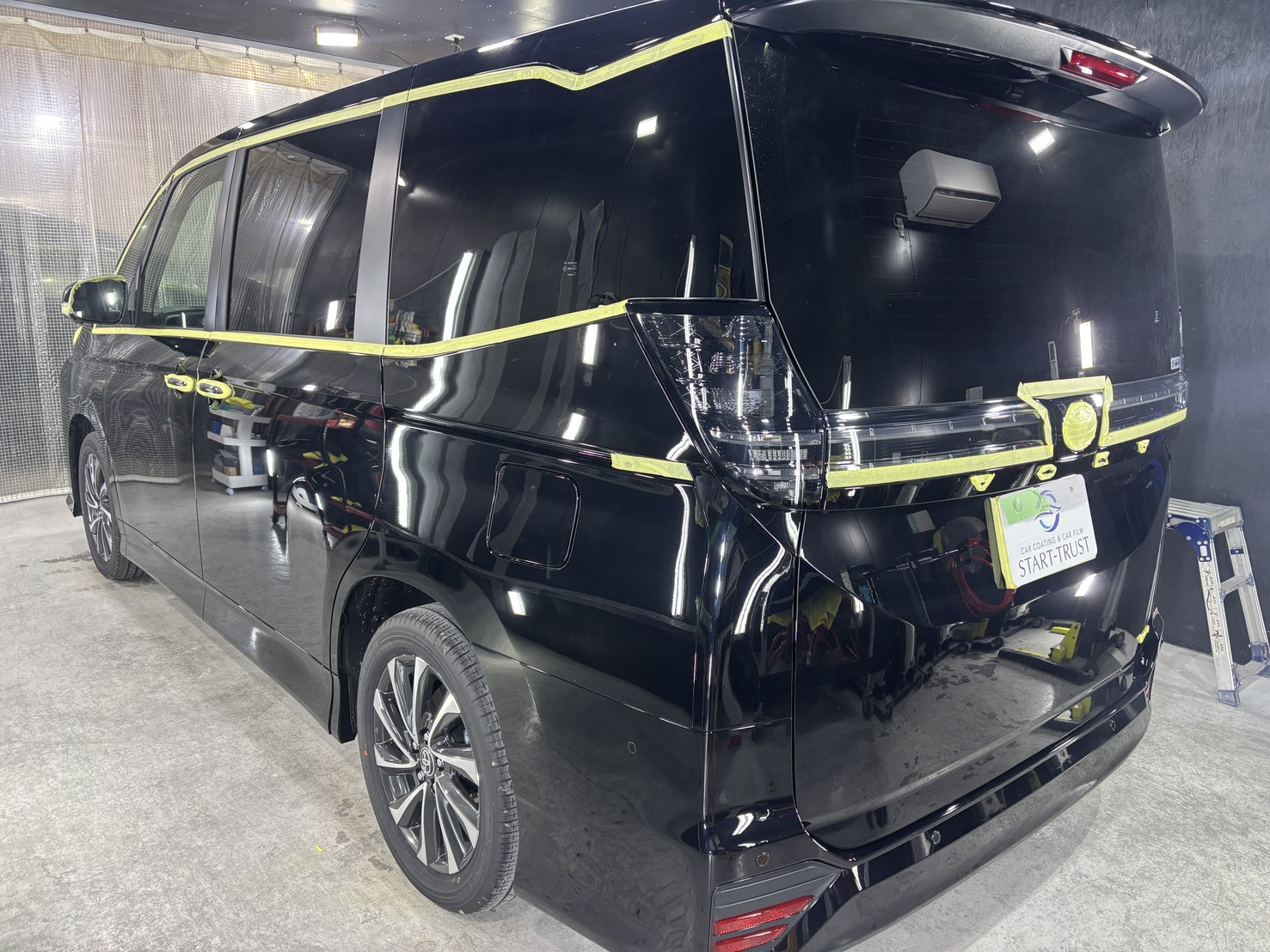 トヨタ VOXY 施工写真 (5)