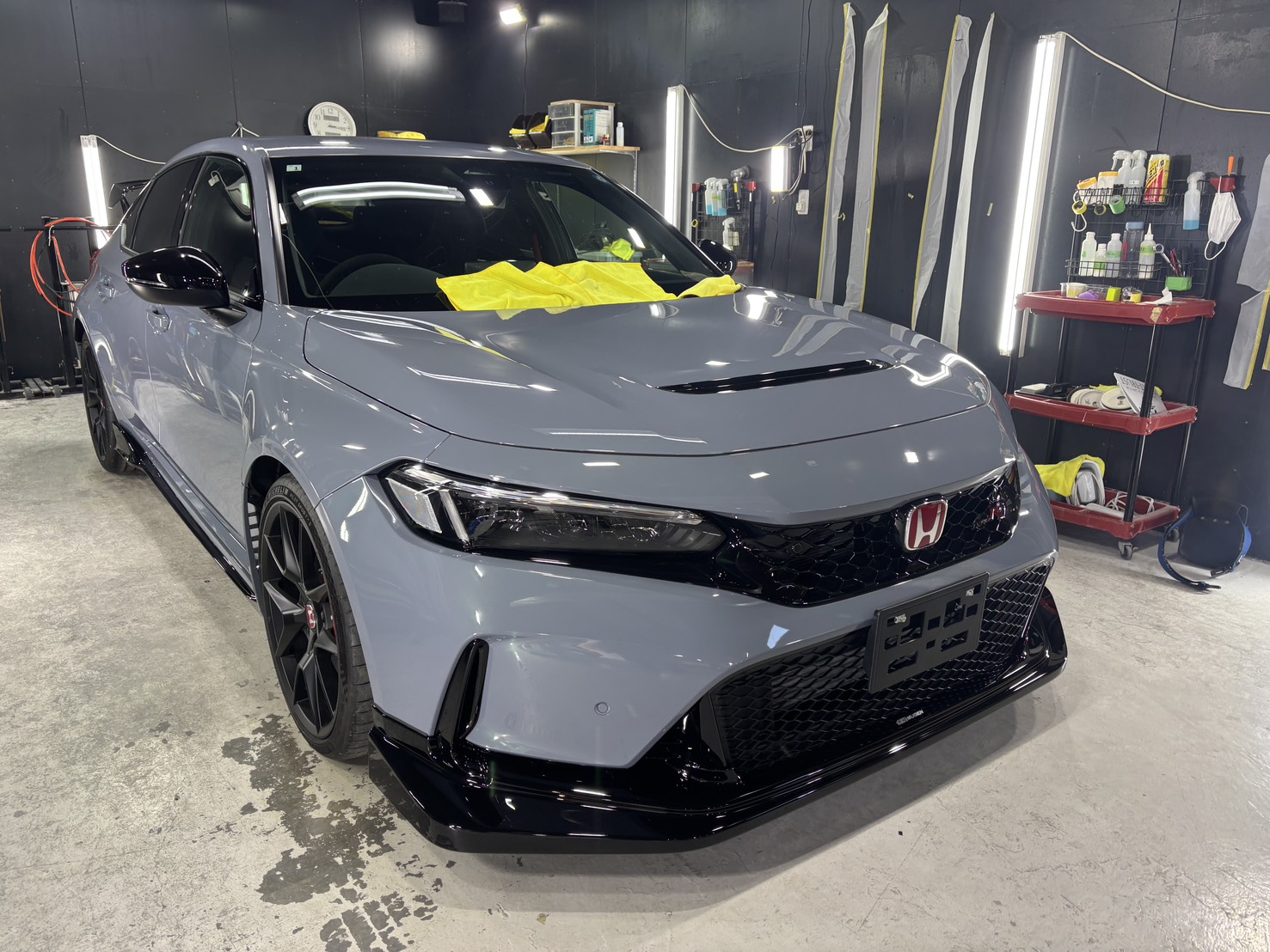 ホンダ シビックタイプR 2026年式 施工の様子