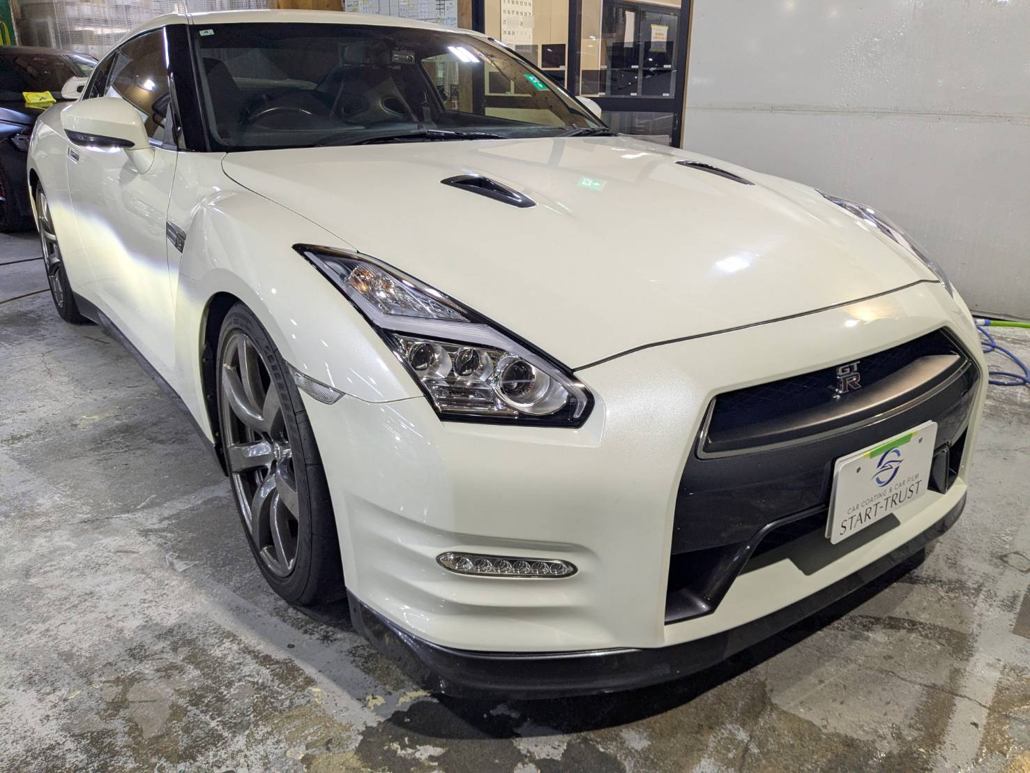 日産 GT-R プロテクションフィルムの仕上がり