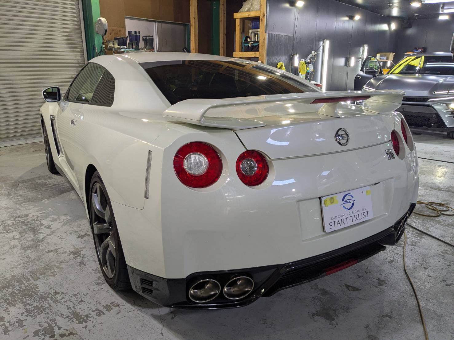 日産 GT-R プロテクションフィルム 施工前