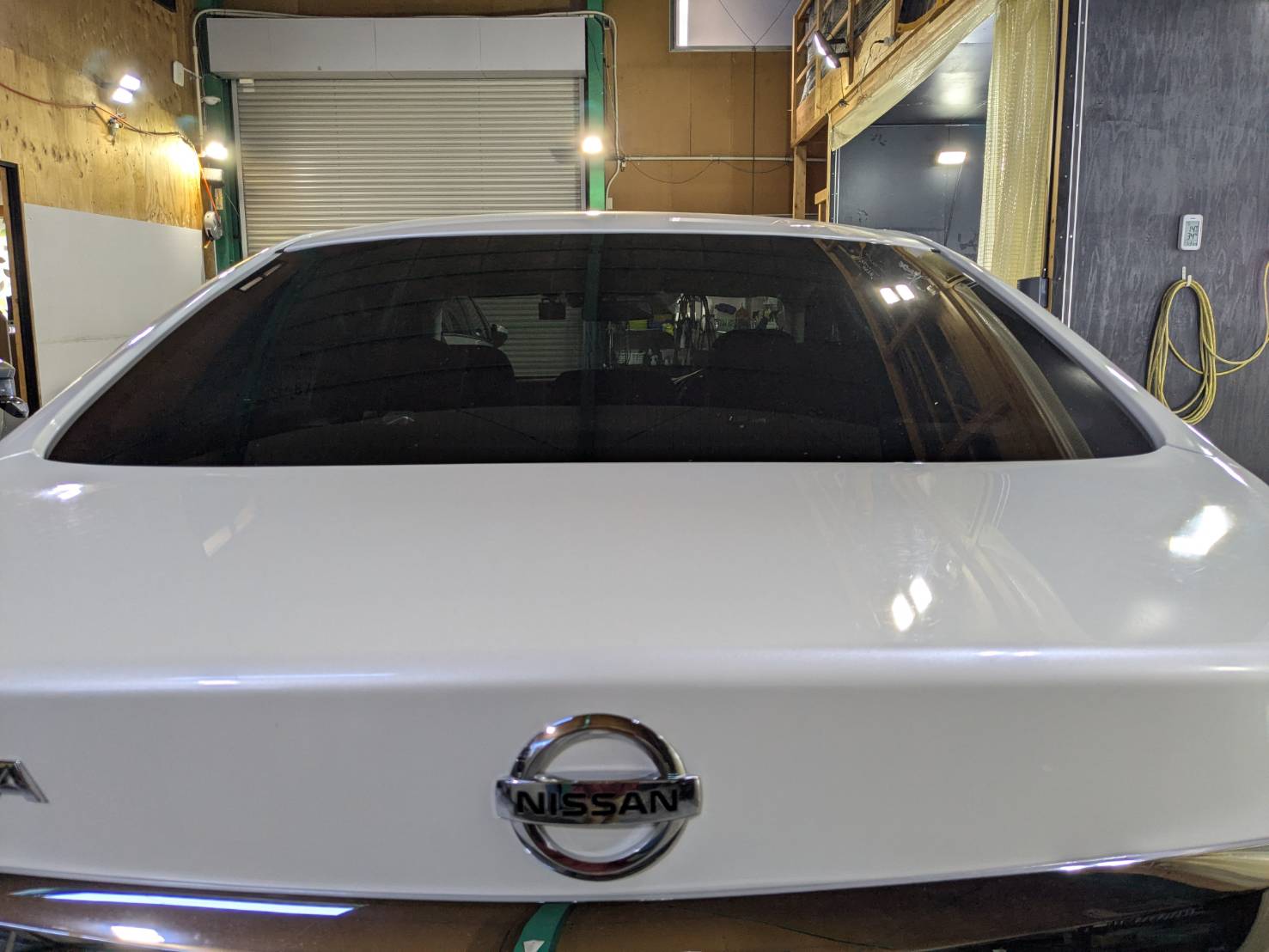 日産 カーフィルム 施工前