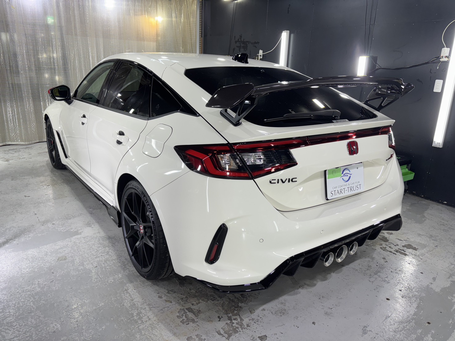 ホンダ シビックType-R 施工写真 (2)