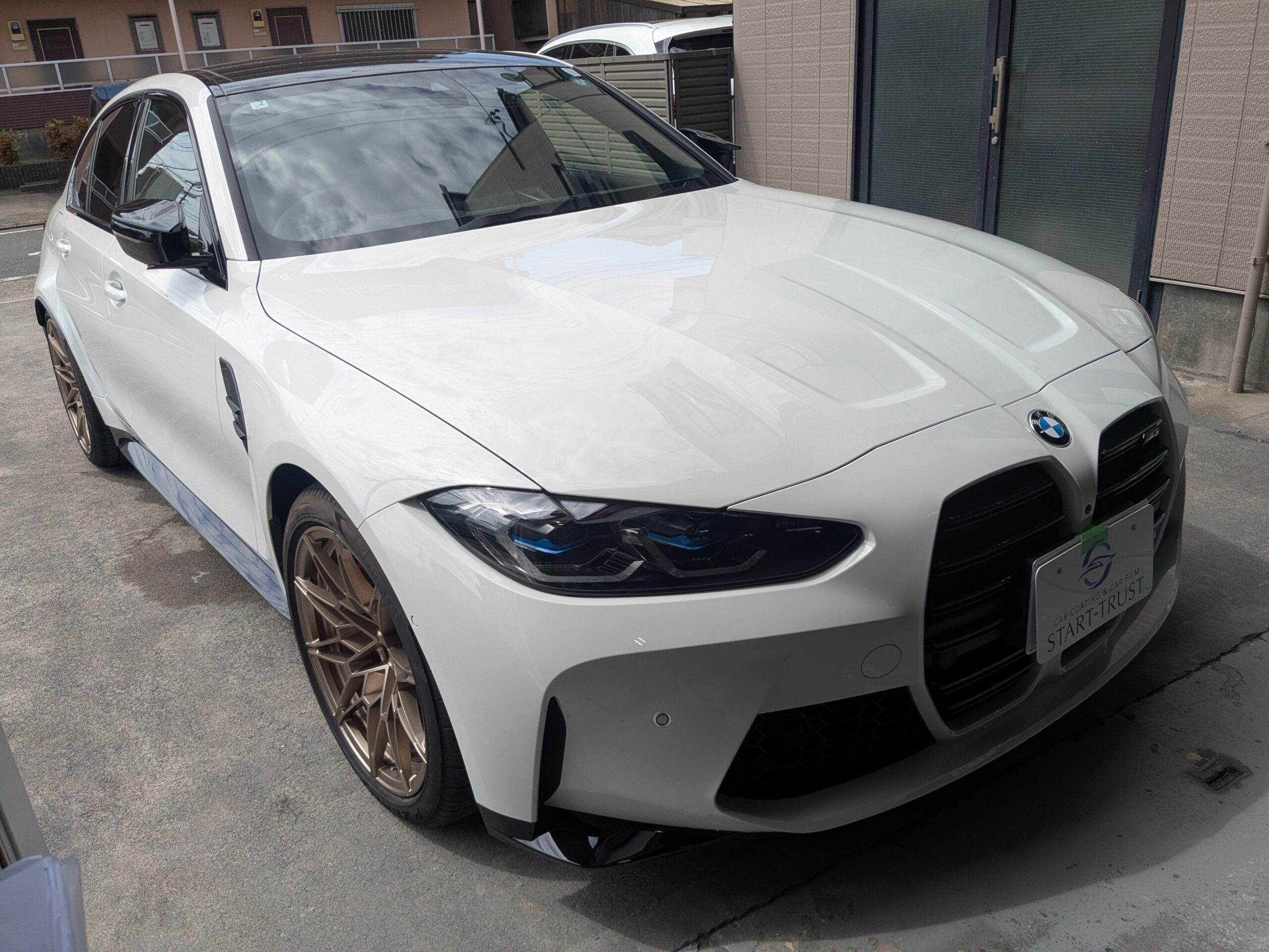 BMW M3 2025年式 施工の様子