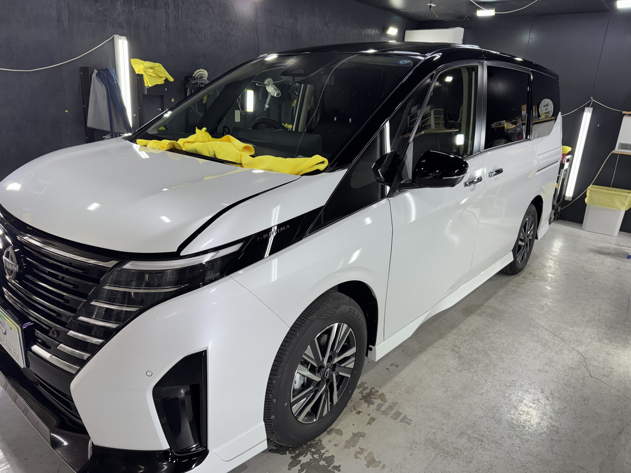 日産 施工の様子