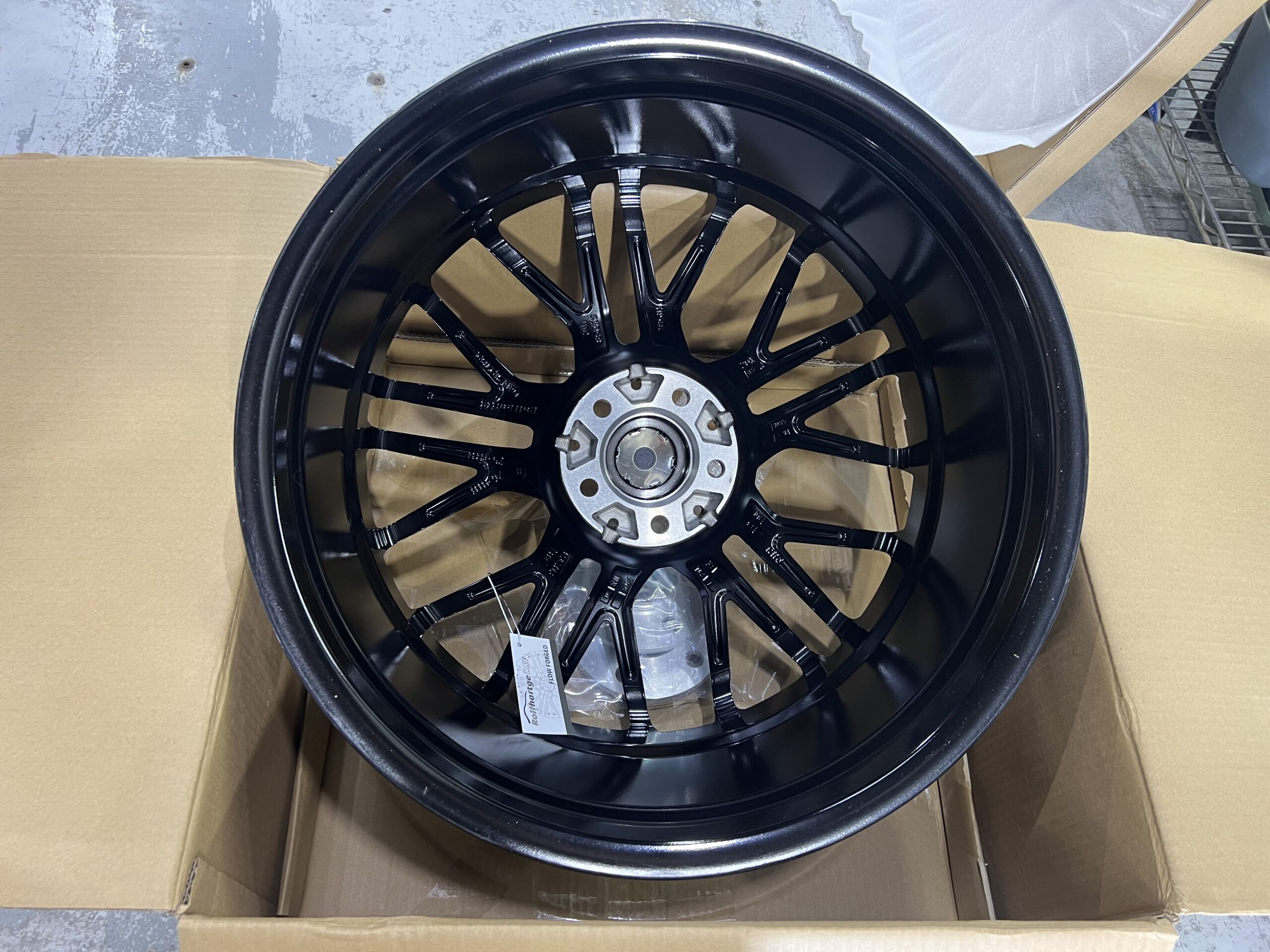 メルセデス・ベンツ 施工の様子