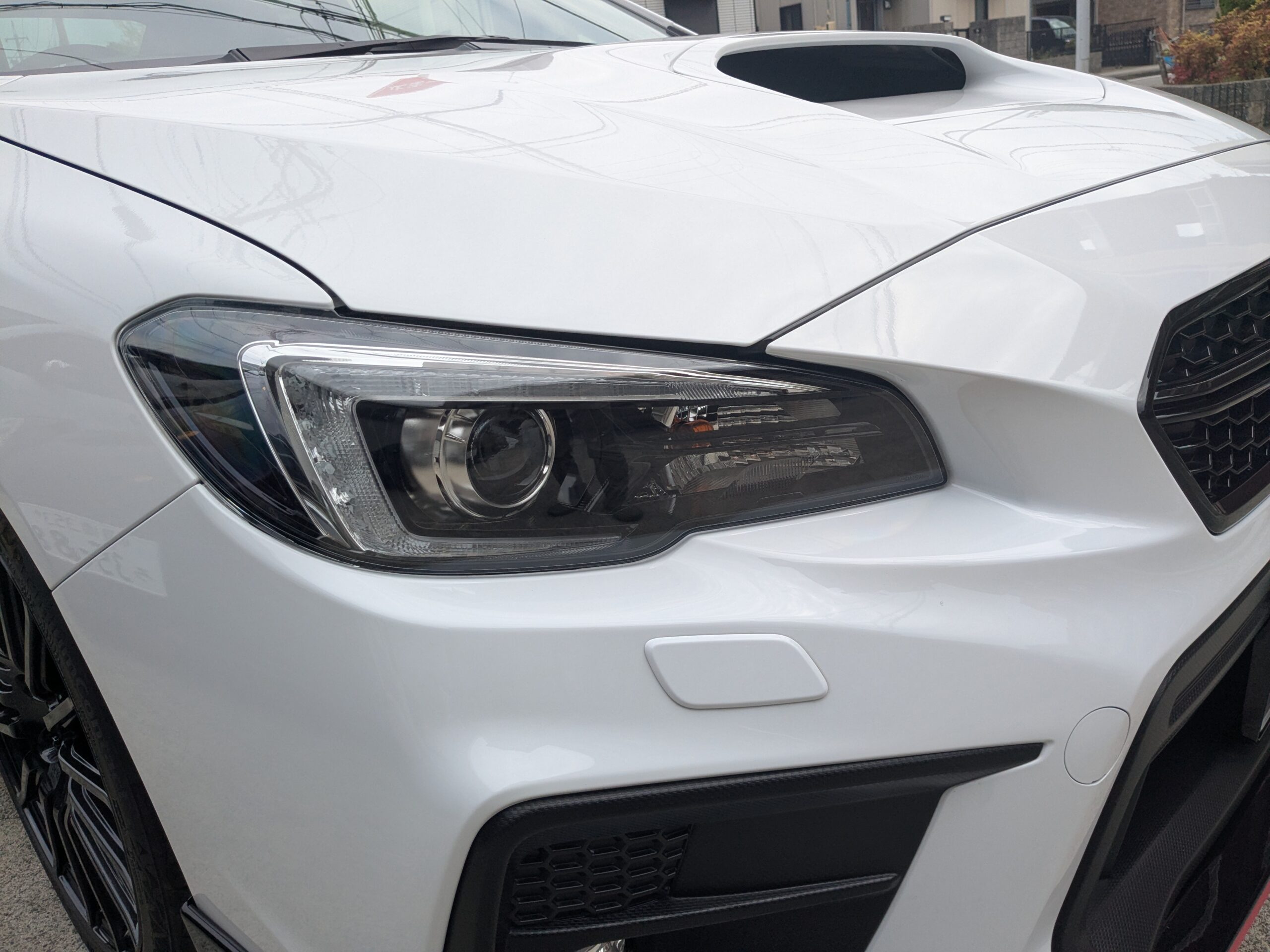 スバル WRX STI sports 2020年式 施工の様子