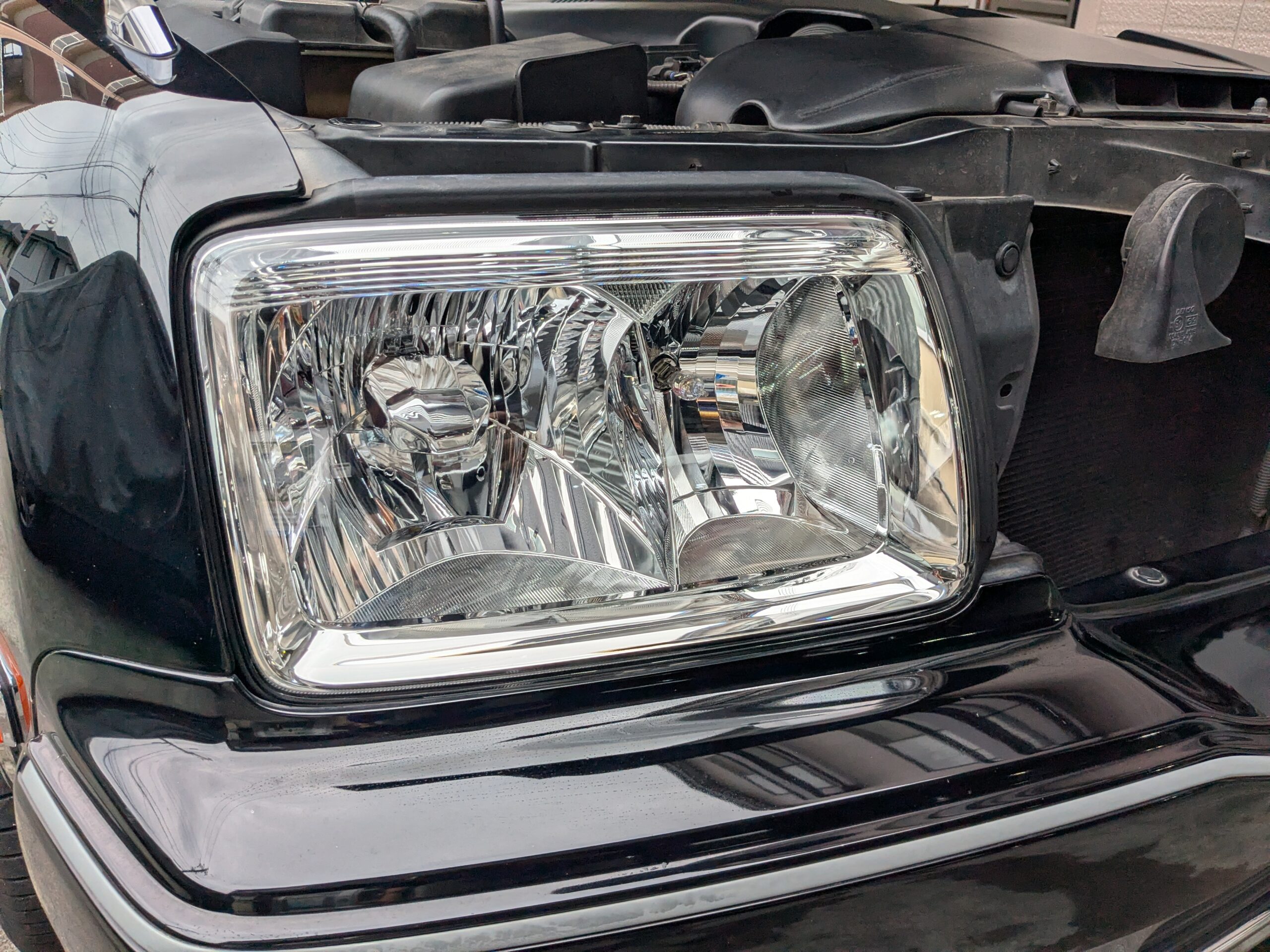 トヨタ センチュリー 2009年式 施工の様子