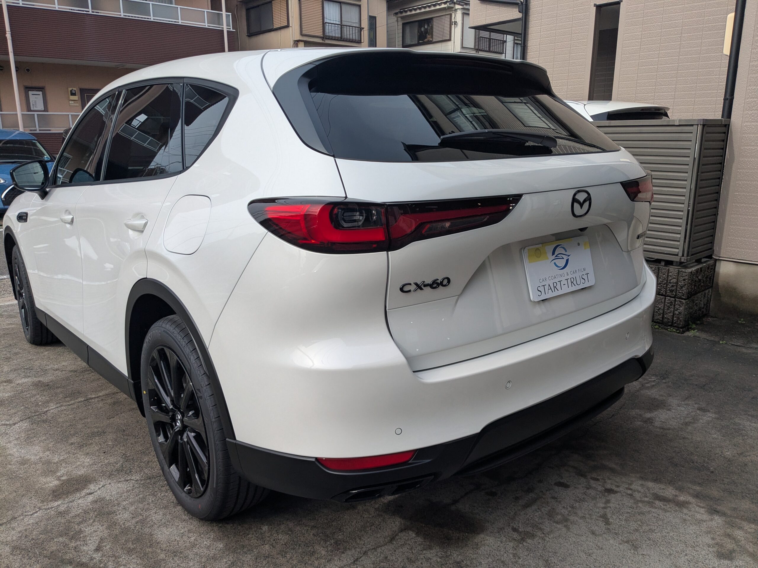 マツダ CX-60 2026年式 施工の様子