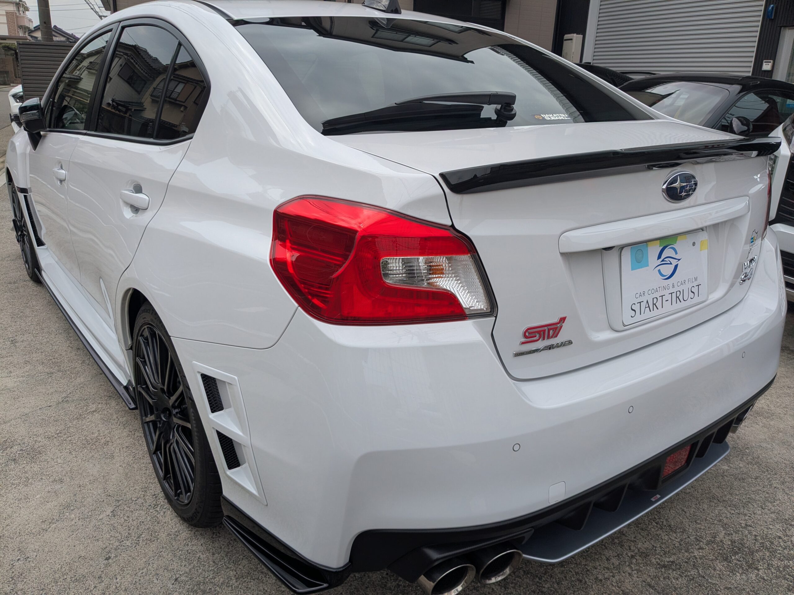 スバル WRX STI sports 2020年式 施工の様子