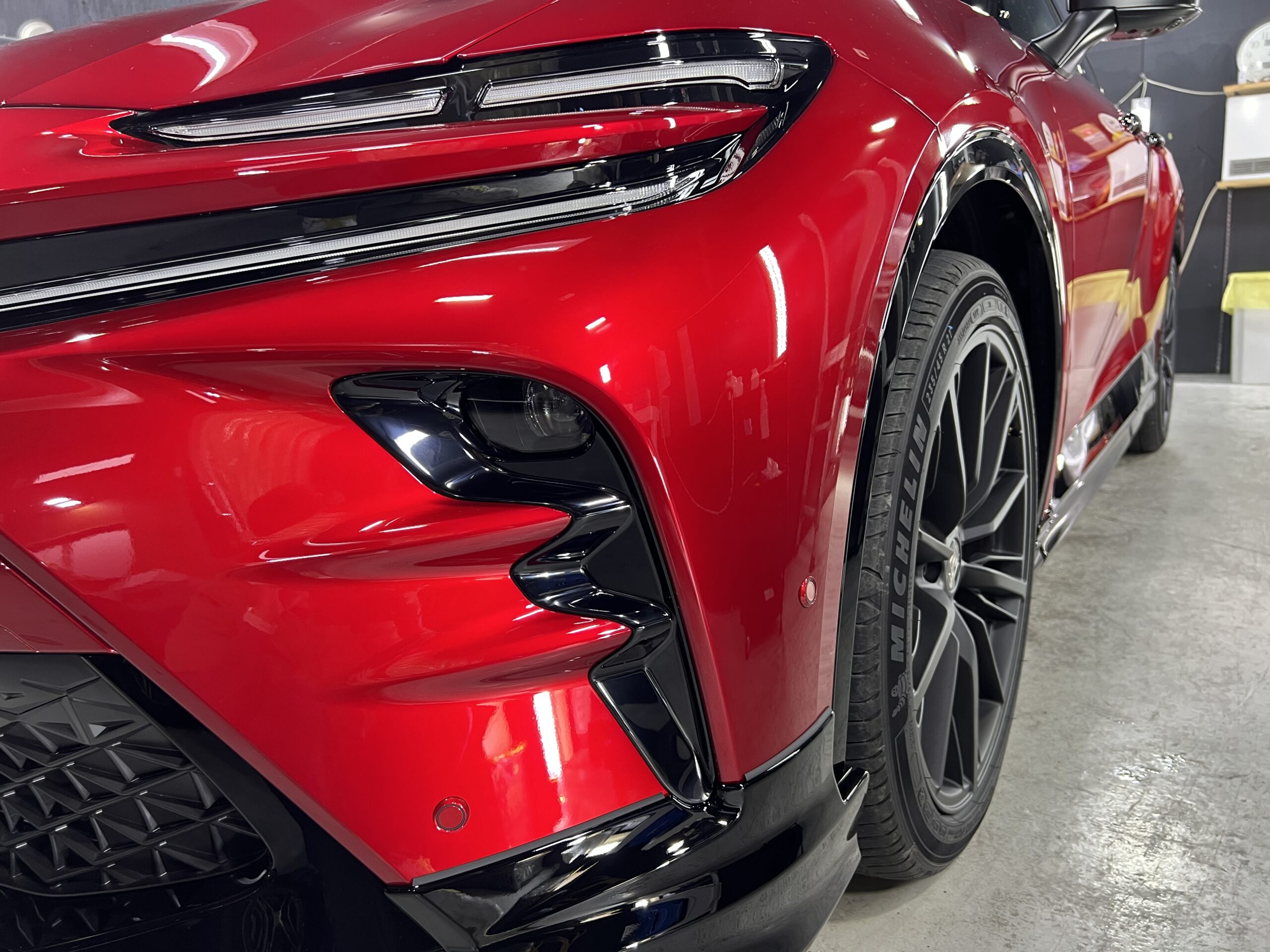 トヨタ クラウンスポーツ 2026年式 施工の様子