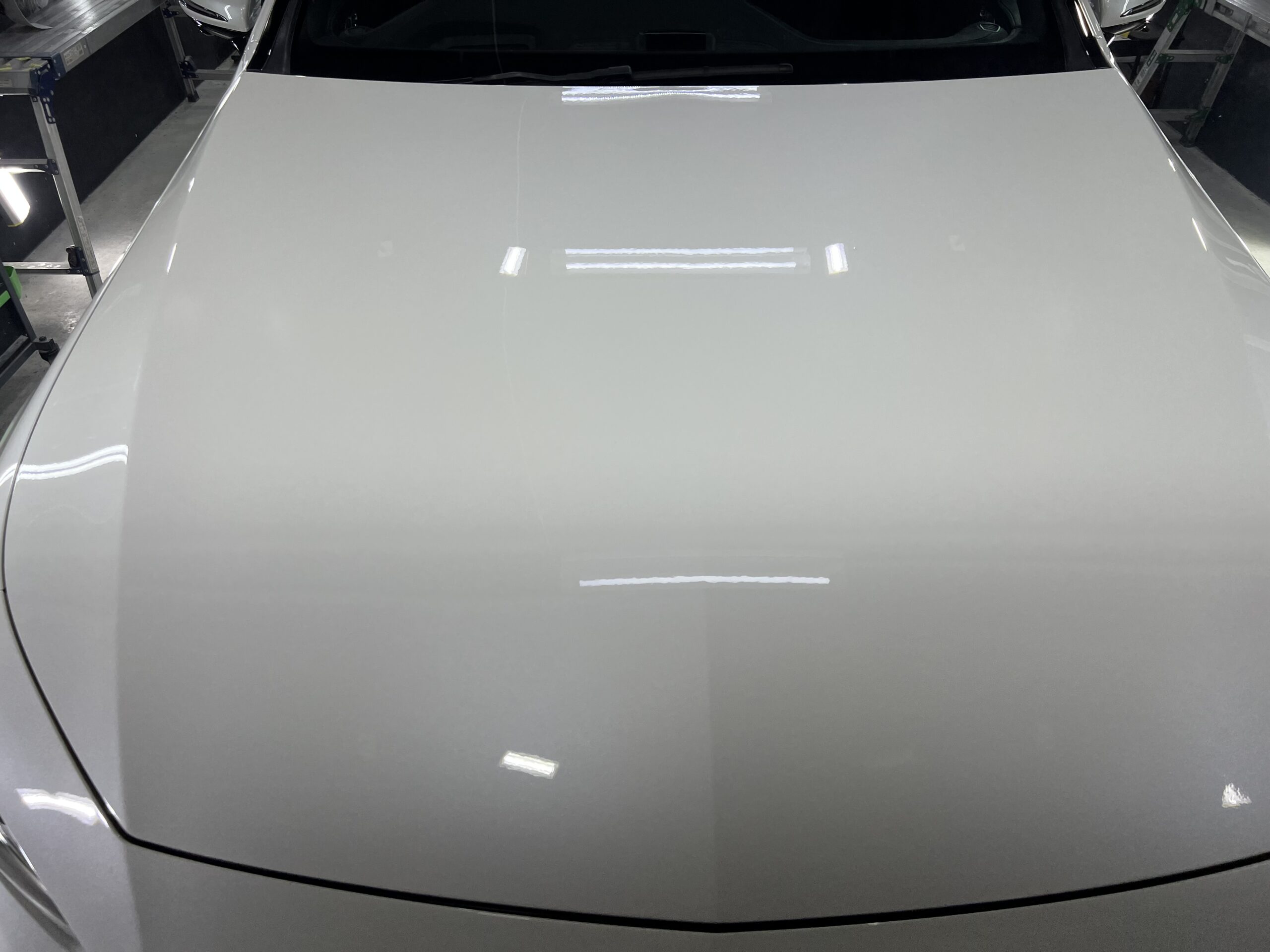 メルセデス・ベンツ 施工の様子