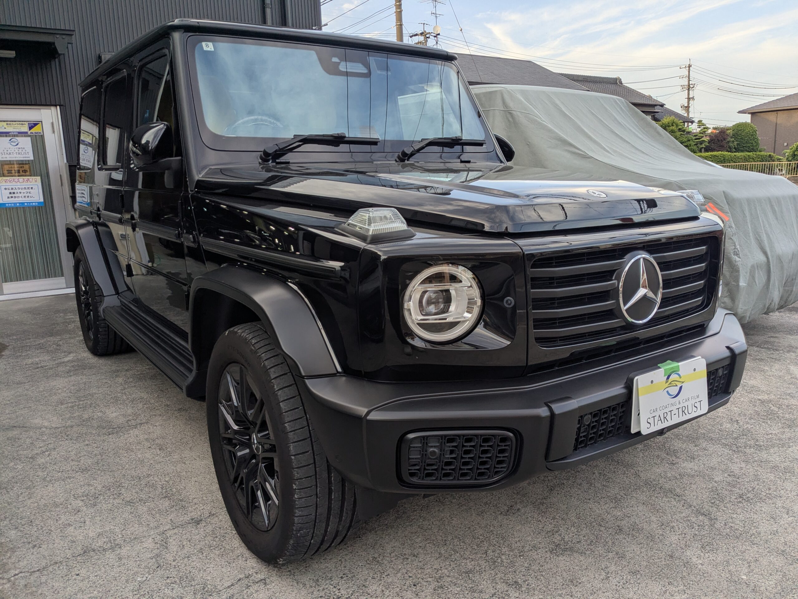 メルセデス・ベンツ 施工の様子