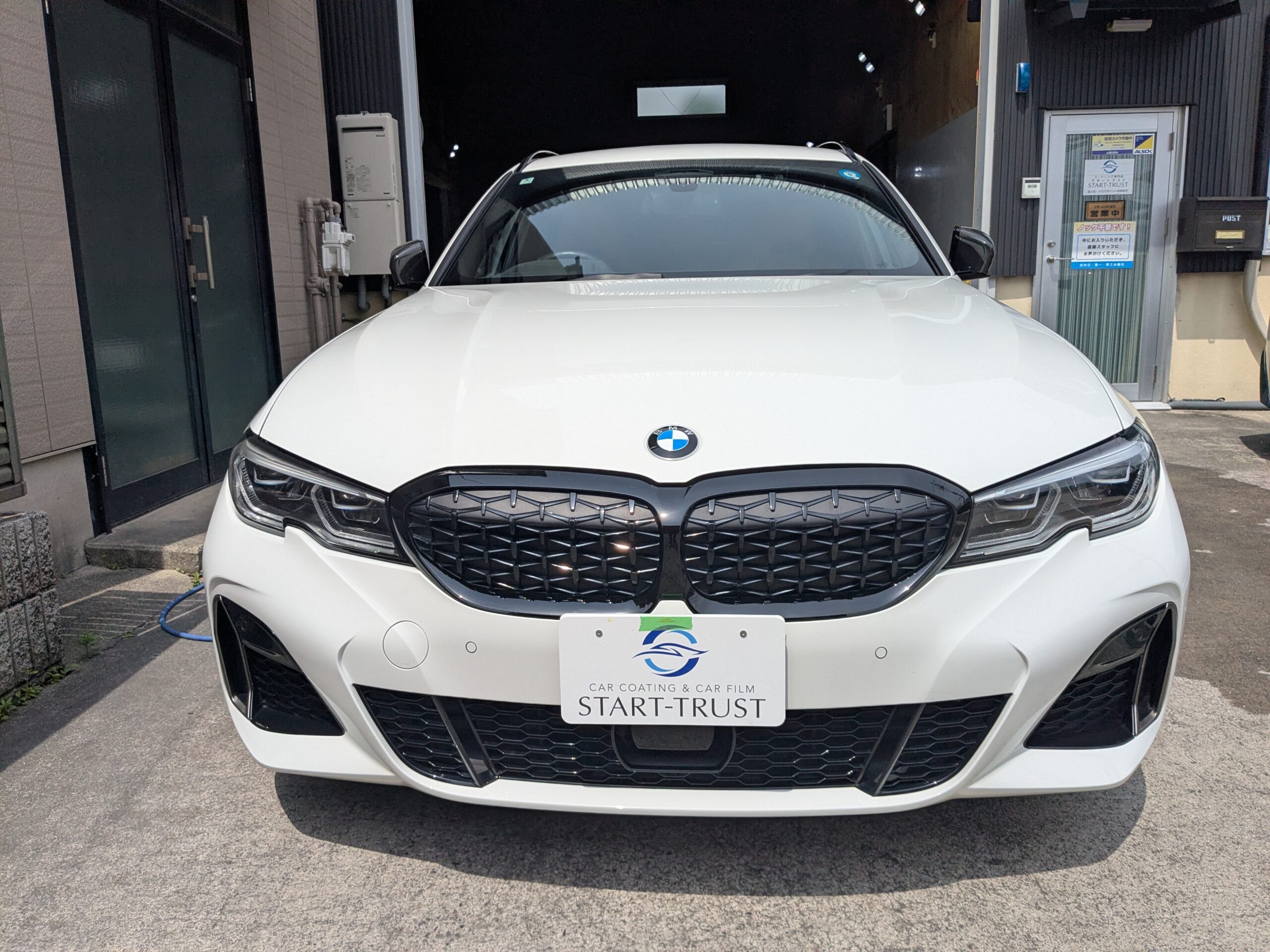 BMW M340i 2022年式 施工の様子