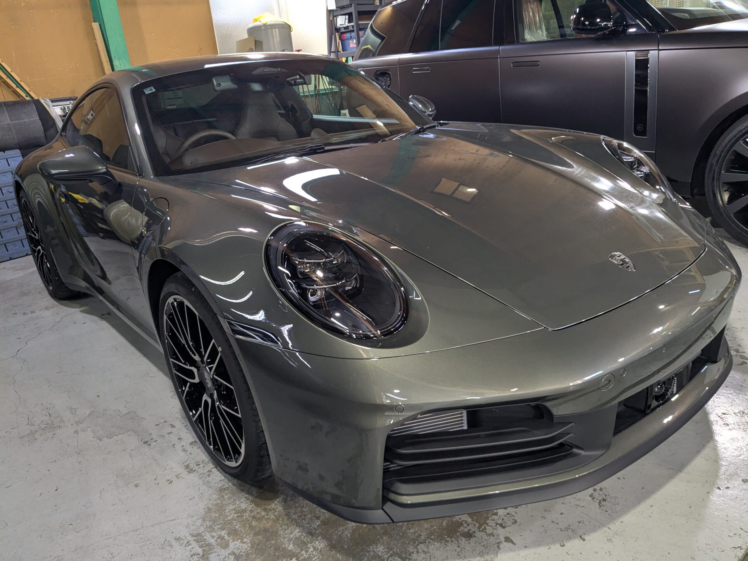ポルシェ 911 カレラS 2026年式 施工の様子