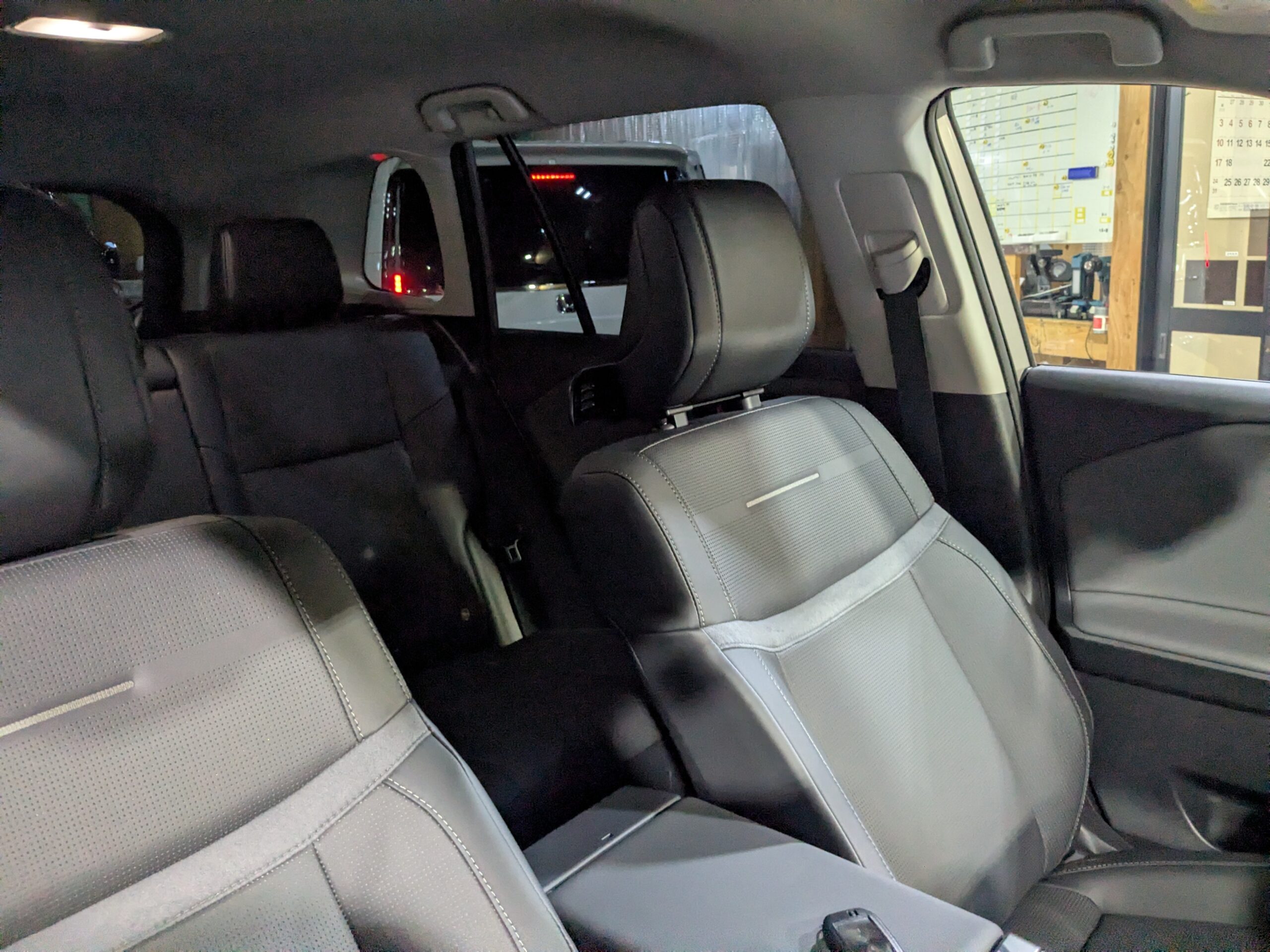 トヨタ RAV4 2026 施工の様子