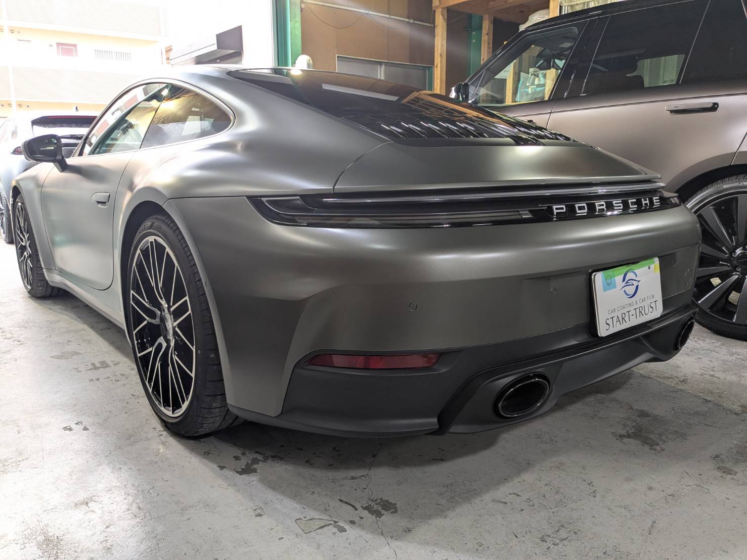 ポルシェ 911 カレラS 2026年式 施工の様子