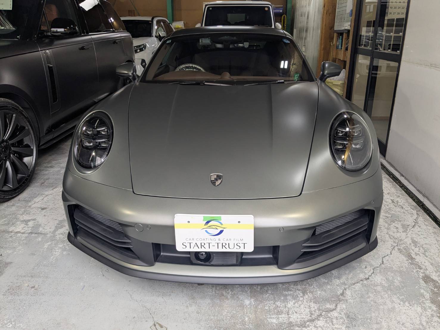 ポルシェ 911 カレラS 2026年式 施工の様子