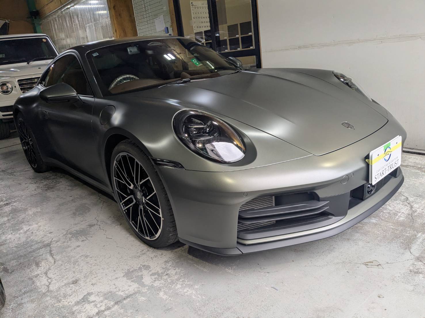 ポルシェ 911 カレラS 2026年式 施工の様子