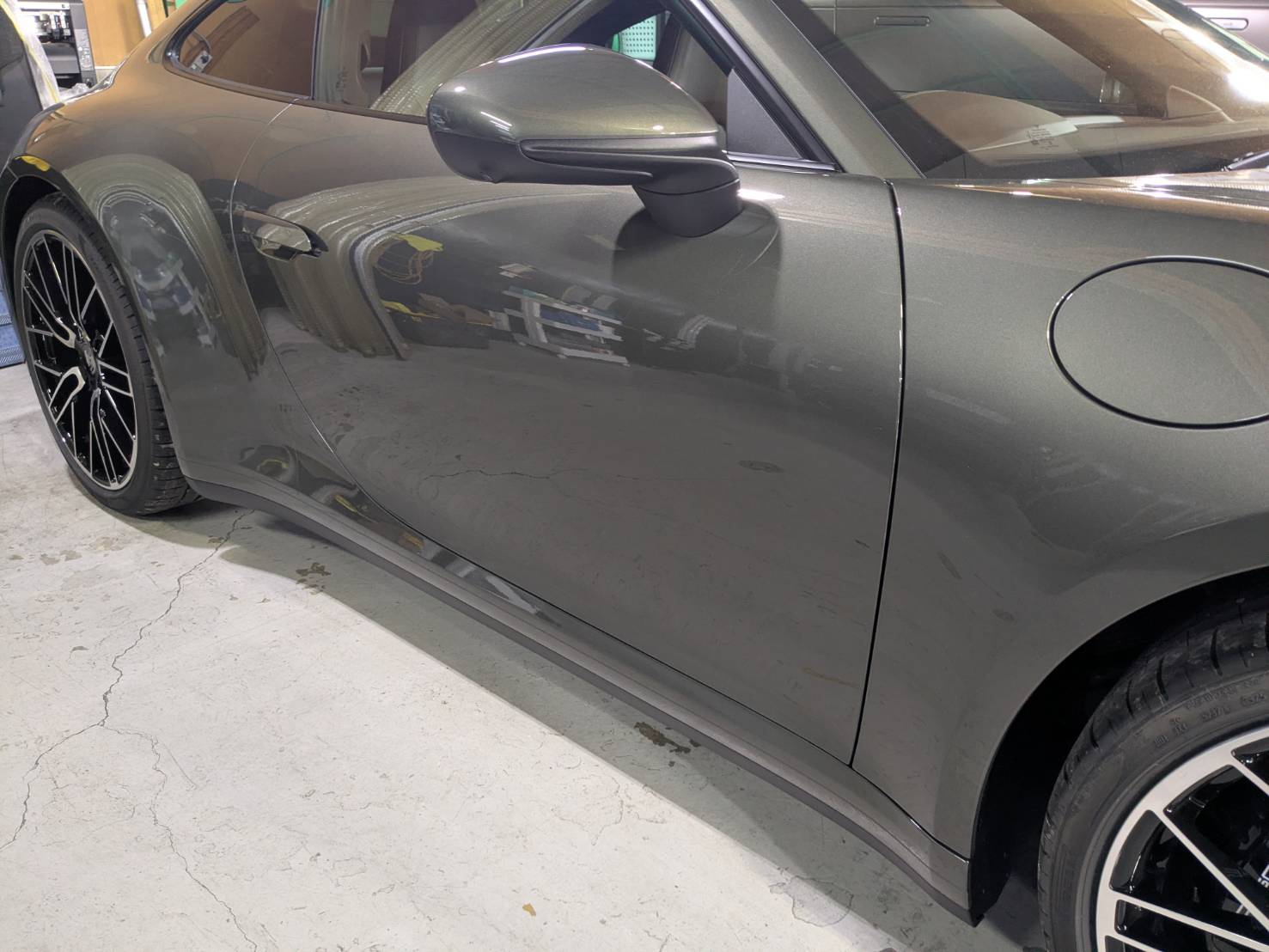 ポルシェ 911 カレラS 2026年式 施工の様子