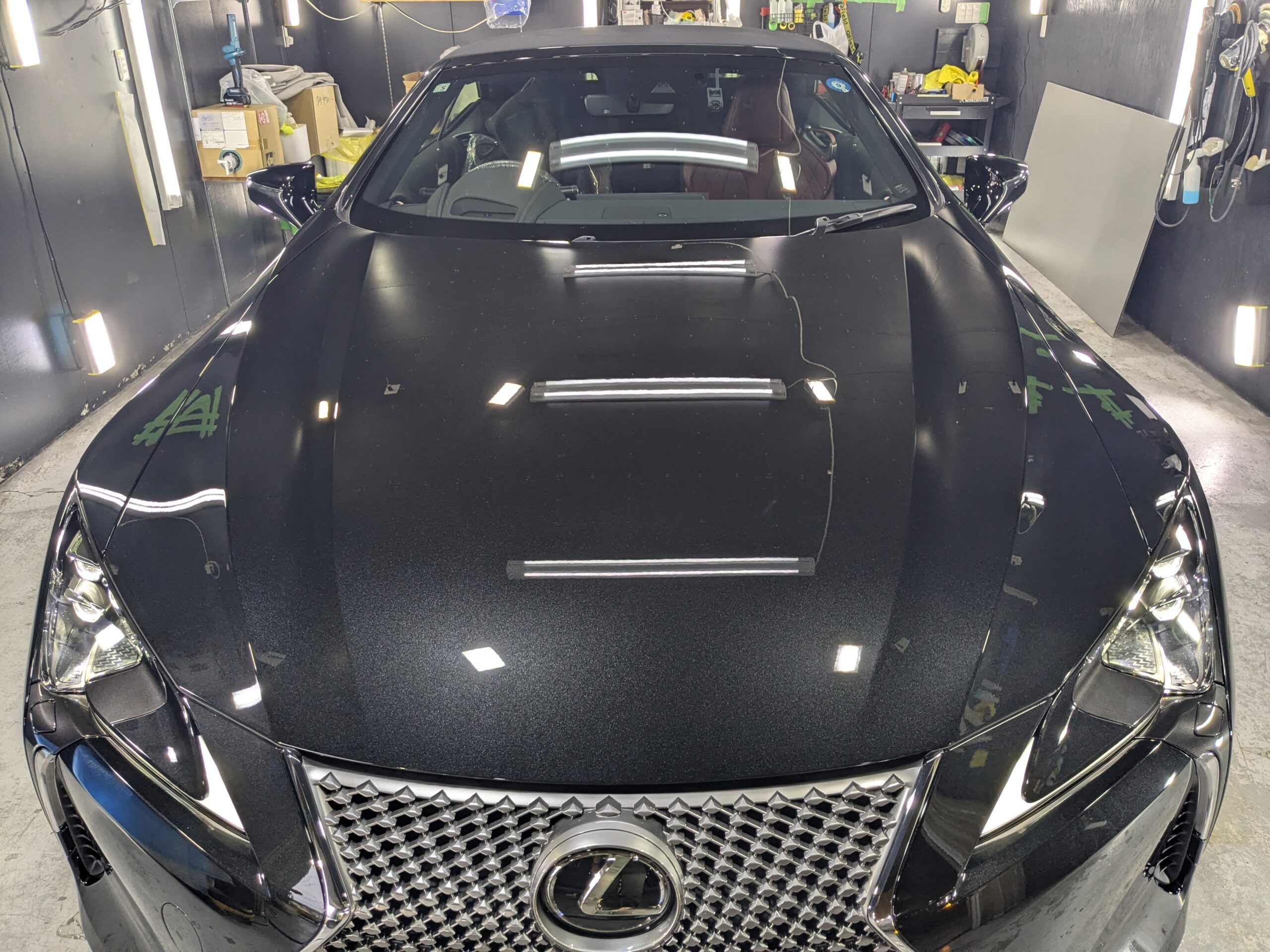 レクサス LC500CV 2026年式 施工の様子