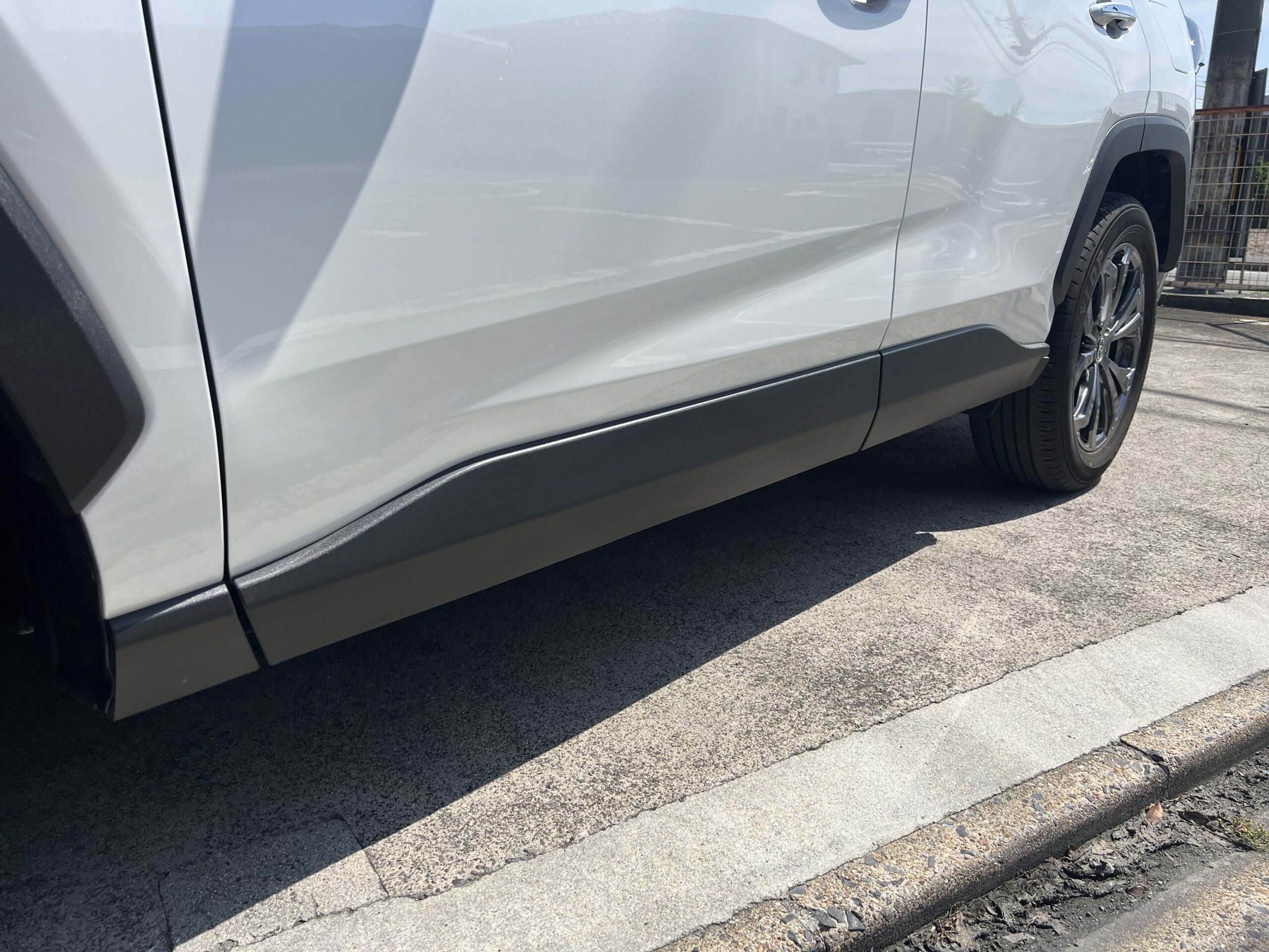 20260525_トヨタ・RAV4・2024_岸岡さま 施工の様子