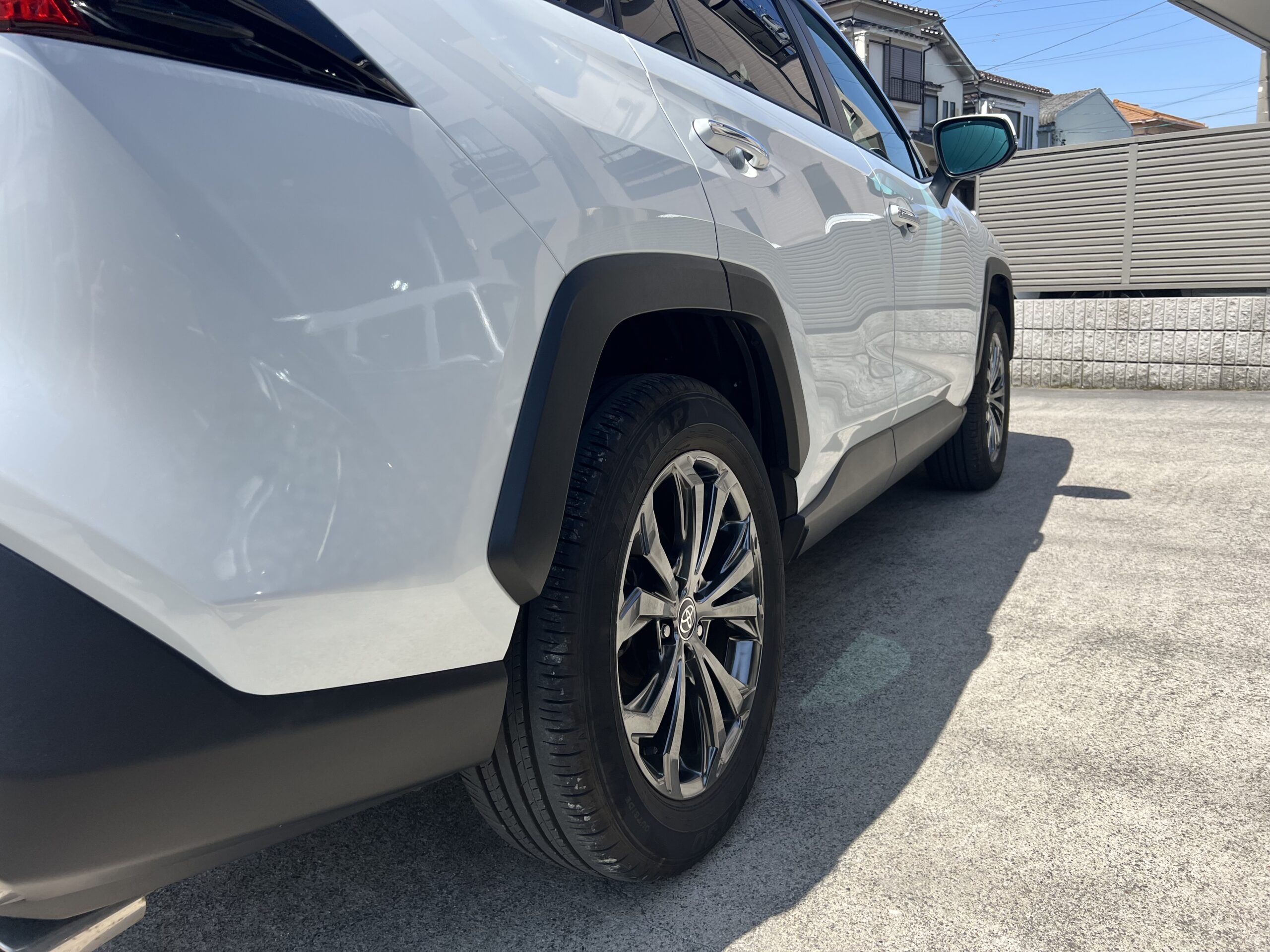 20260525_トヨタ・RAV4・2024_岸岡さま 施工の様子